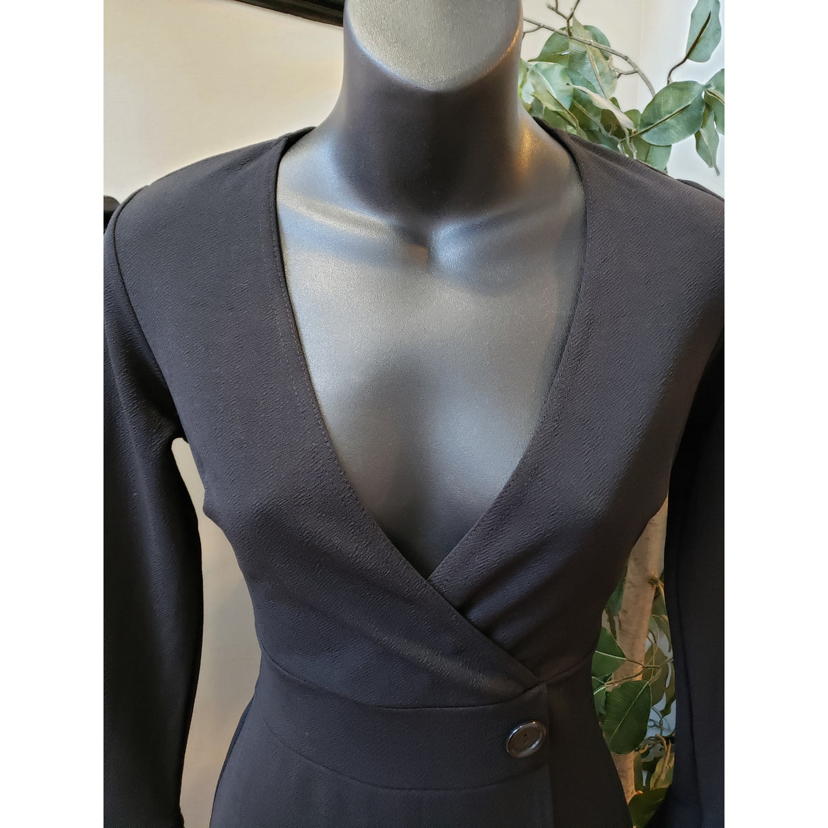 Womens Shirt Dress XS Black Stretch Tight Waist Flare Sleeve V Neck Button Front