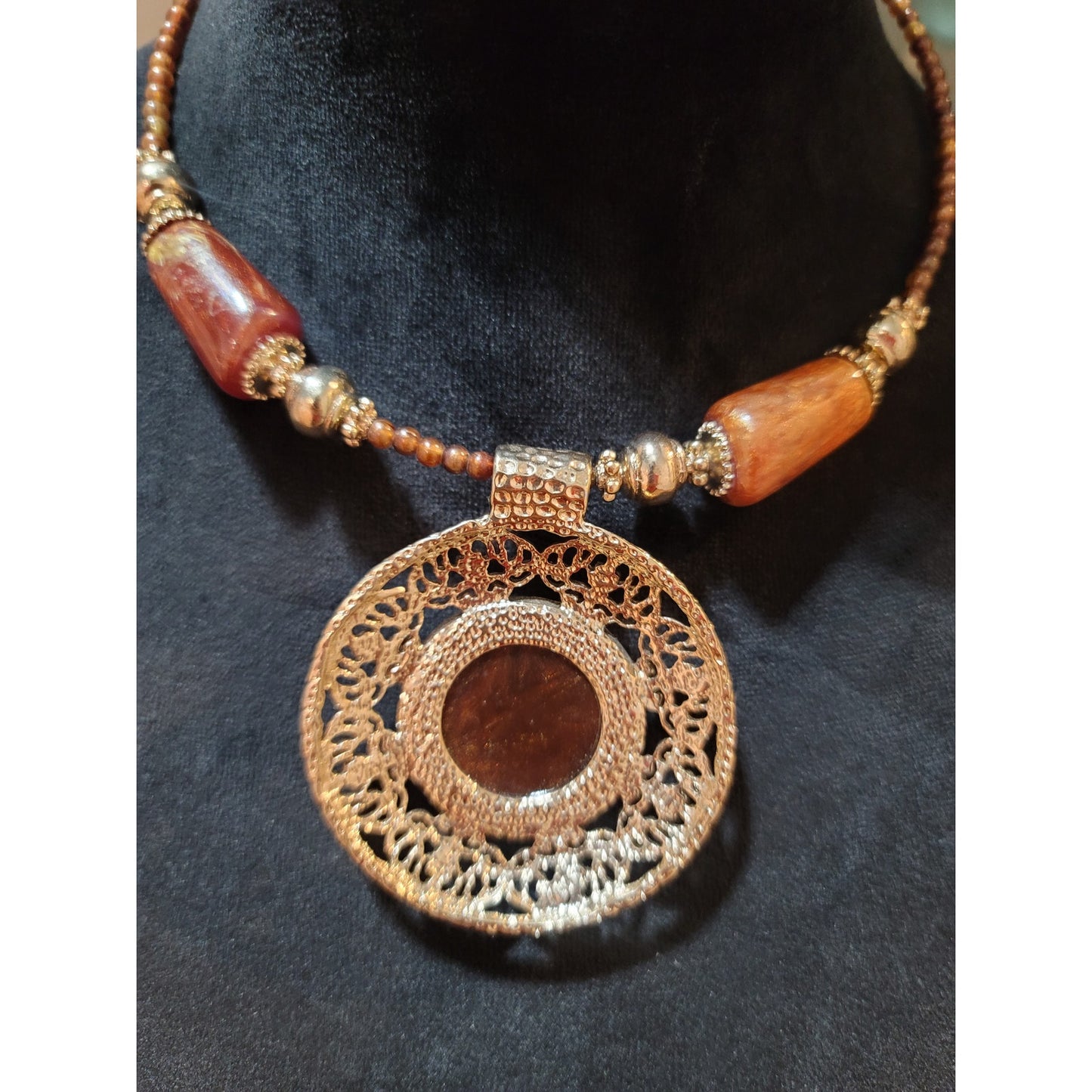 Women's Beaded Necklace With Round Filigree Pendant And Lobster Clasp Jewelry