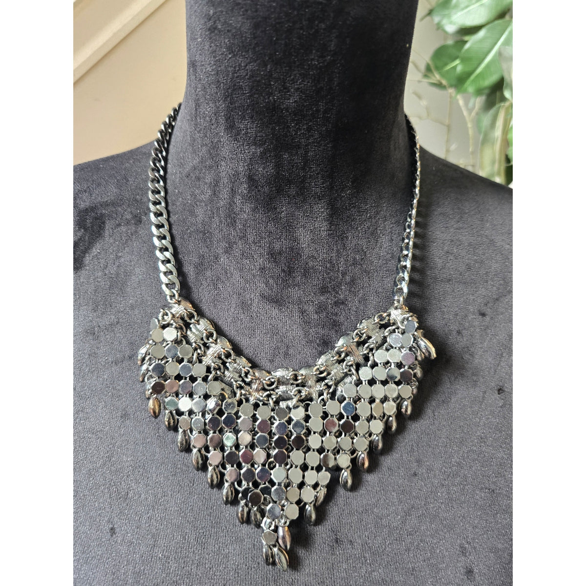 Silver Tone Clear Crystal Rhinestone Marquise Teardrop Cascading Bib Necklace