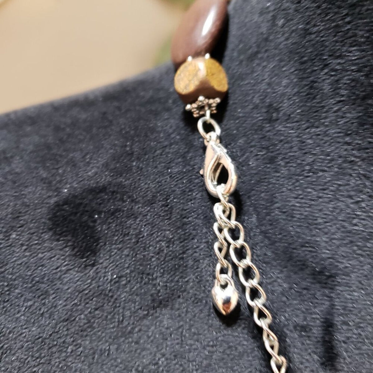 Womens Fashion Brown Beads Necklace Jewelry with Lobster Clasp