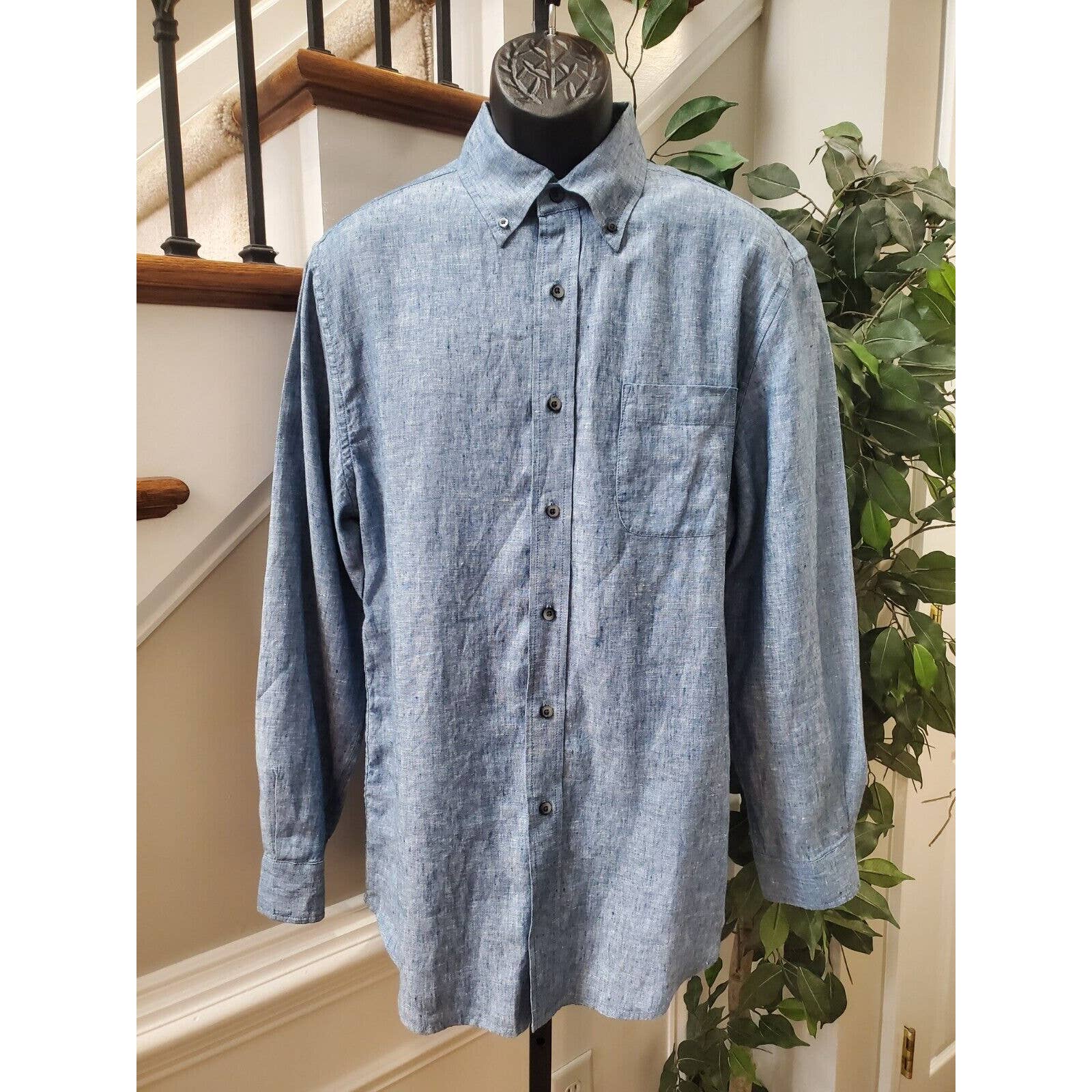W.H. Belk Men's Blue 100% Linen Collared Long Sleeve Button Down Shirt – Carissa's Closet W.H. Belk Men's Blue 100% Linen Collared Long Sleeve Button Down Shirt – Carissa's Closet