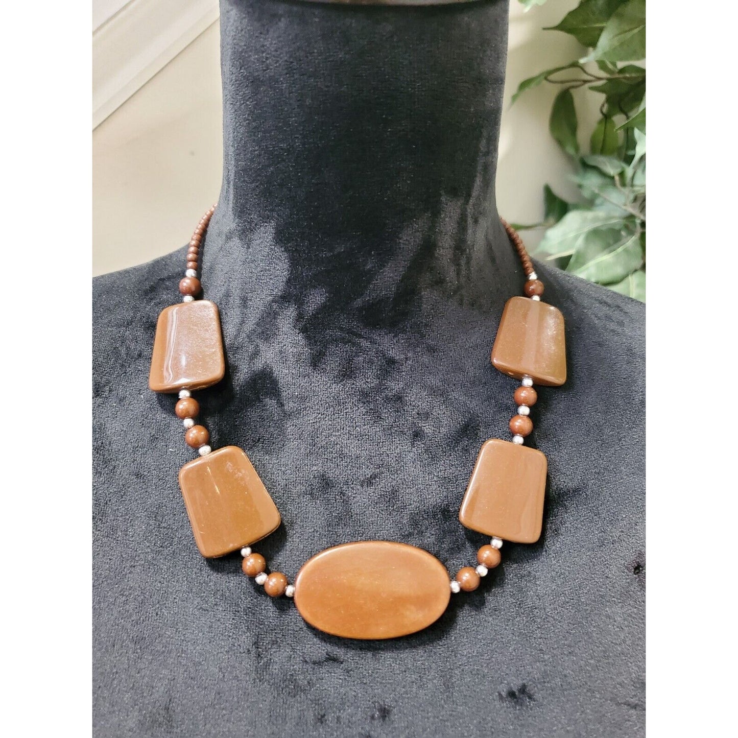 Retro Teak Wooden Geometric Modernist Flat Lay Collar Necklace