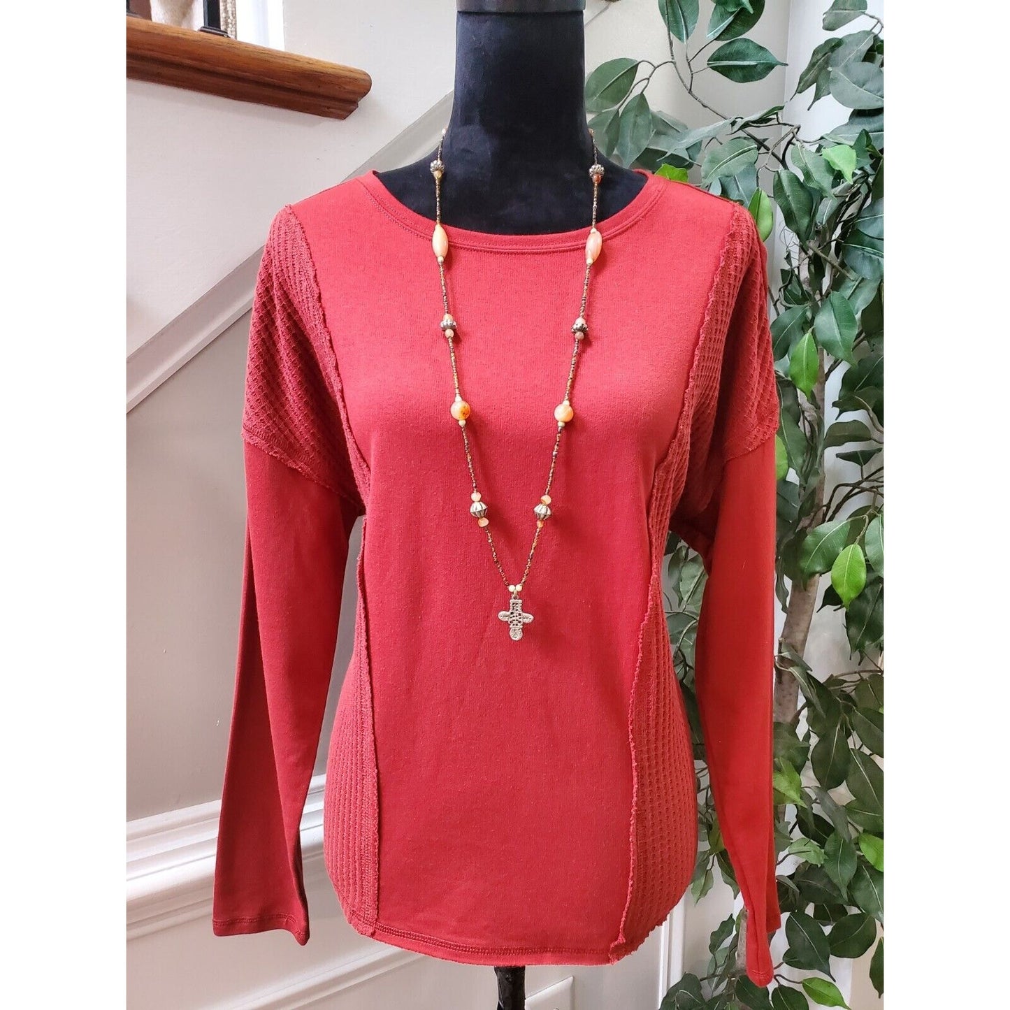 Wonderly Women's Red Cotton Round Neck Long Sleeve Pullover Knit Sweater Size M