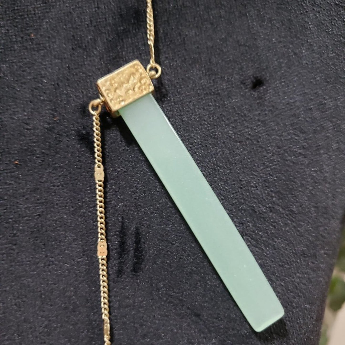 Gold Tone Chain with Crystal Point Light Green Necklace Pendant