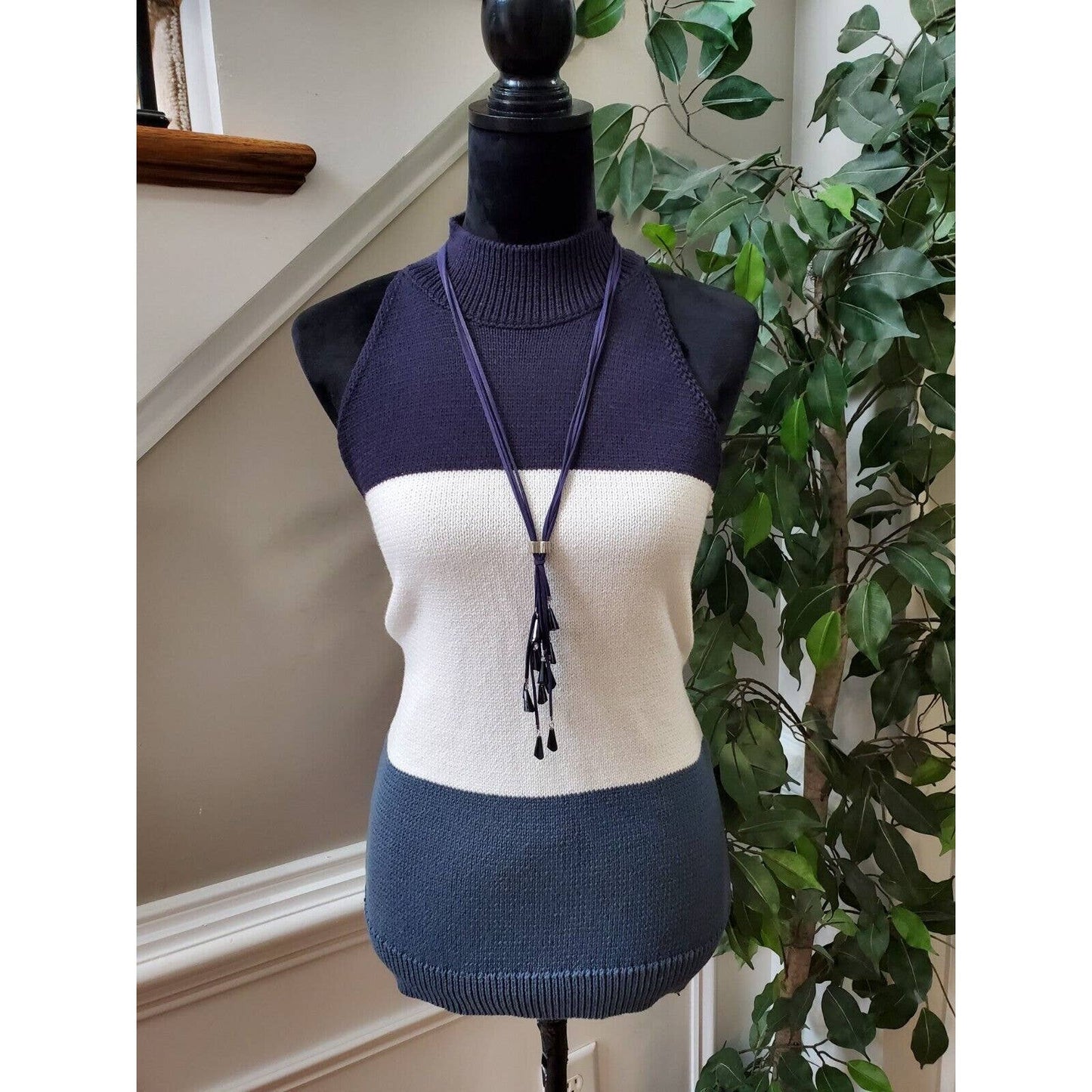 Premise Women's Blue & White Cotton Mock Neck Sleeveless Pullover Sweater Size M