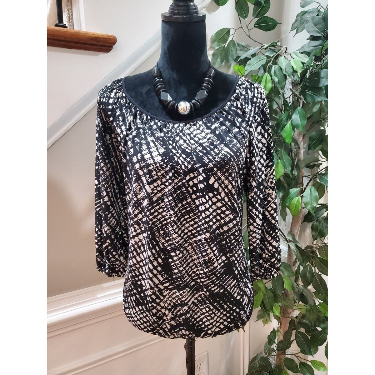 Michael Kors Women Black & White Polyester Scoop Neck Long Sleeve Top Blouse S/P
