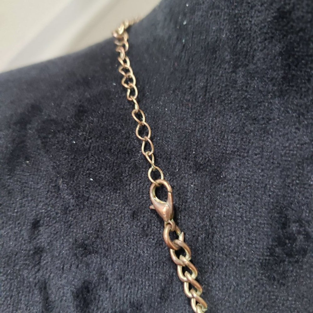 Womens Cream Faceted Geomatric Shape with Lobster Clasp Necklace