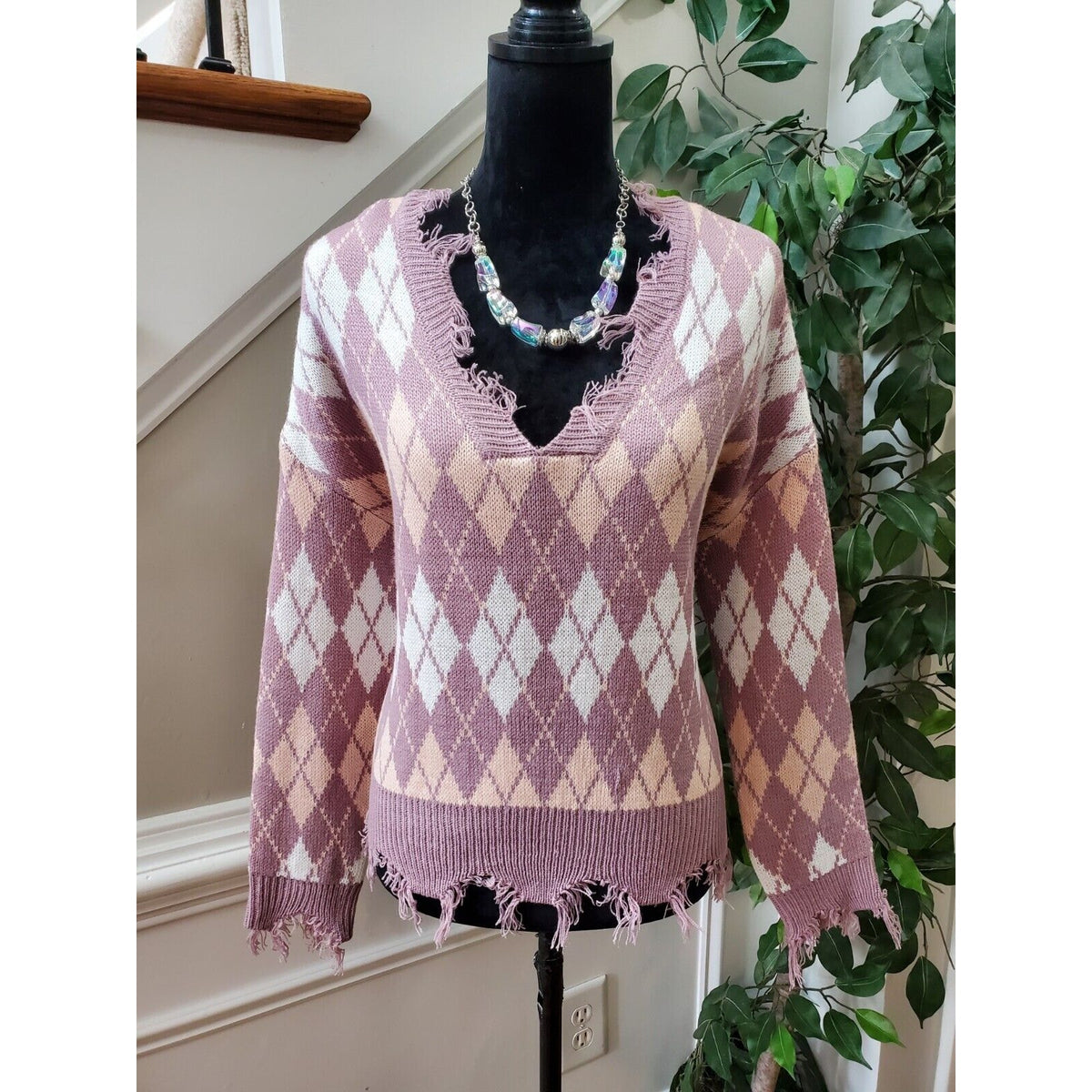 Just Polly Cropped Fringe Purple Long Sleeve V-Neck Pullover Knit Sweater Medium