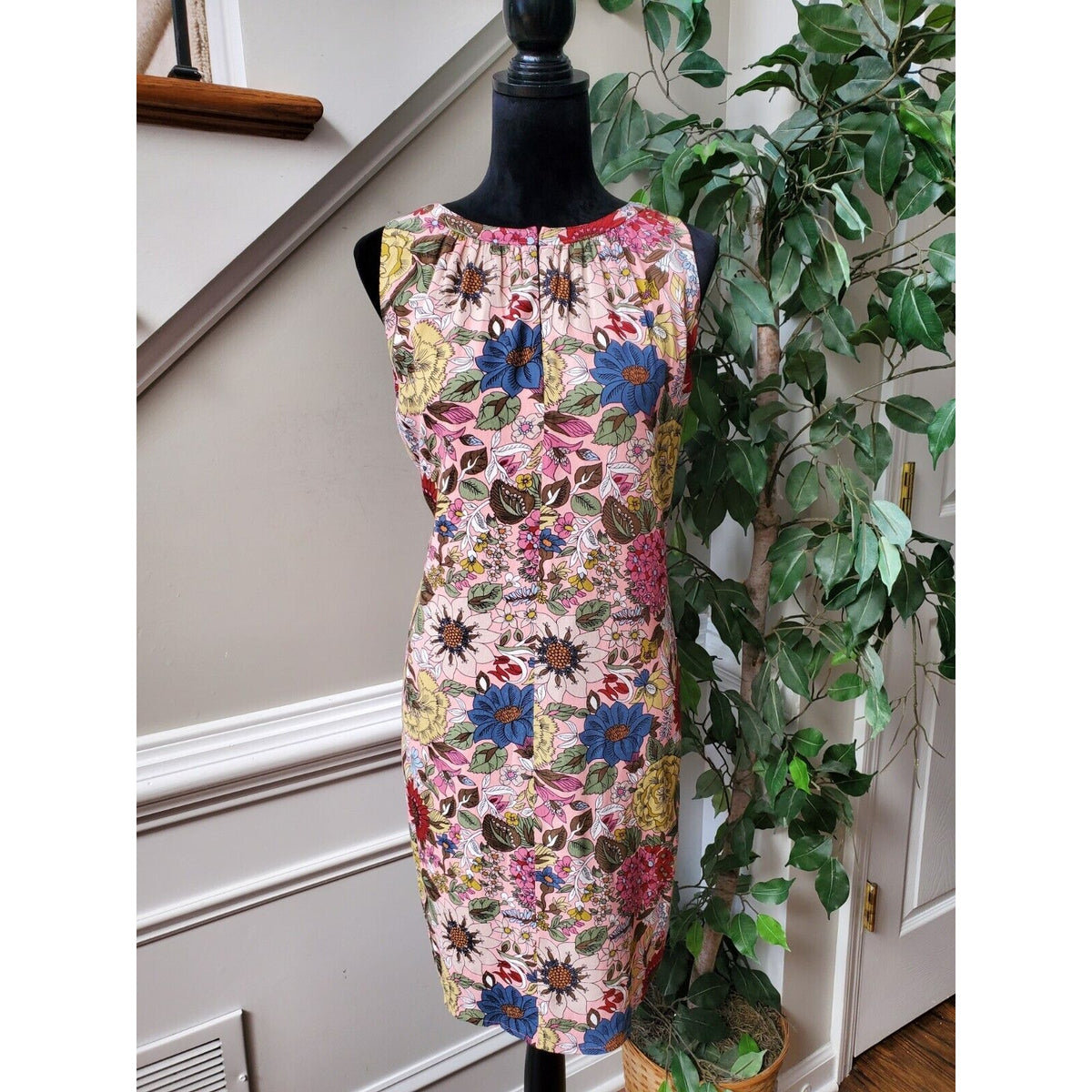 Loft Women's Floral Polyester V-Neck Sleeveless Casual Knee Length Dress Size L