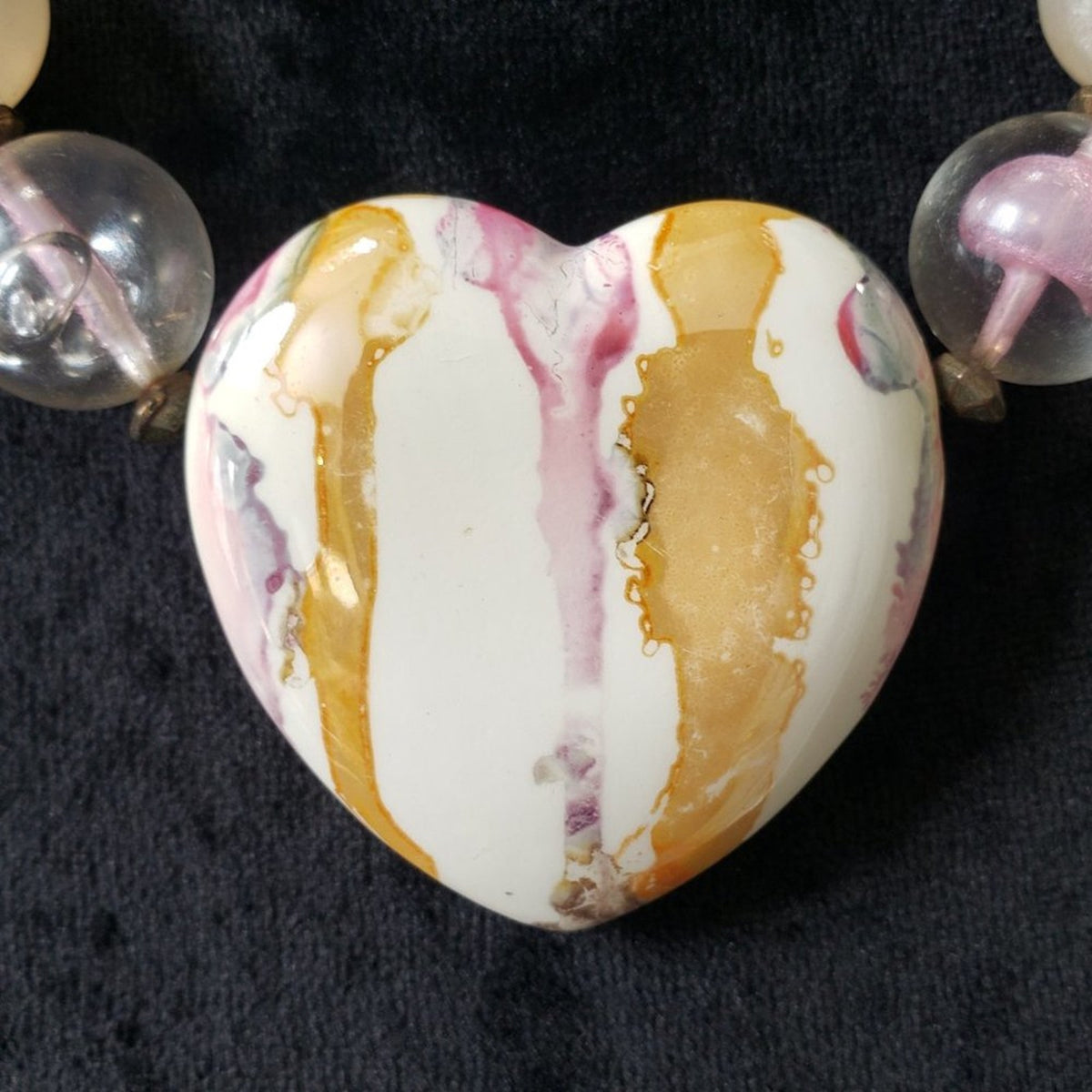 Womens Fashion White Glass Beaded Heart Pendant Collar Necklace w/ Lobster Clasp