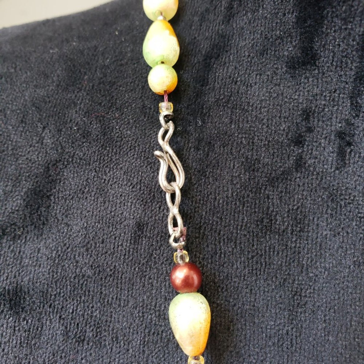 Women Fashions Multicolor Round Strand Beaded Collar Necklace with Lobster Clasp
