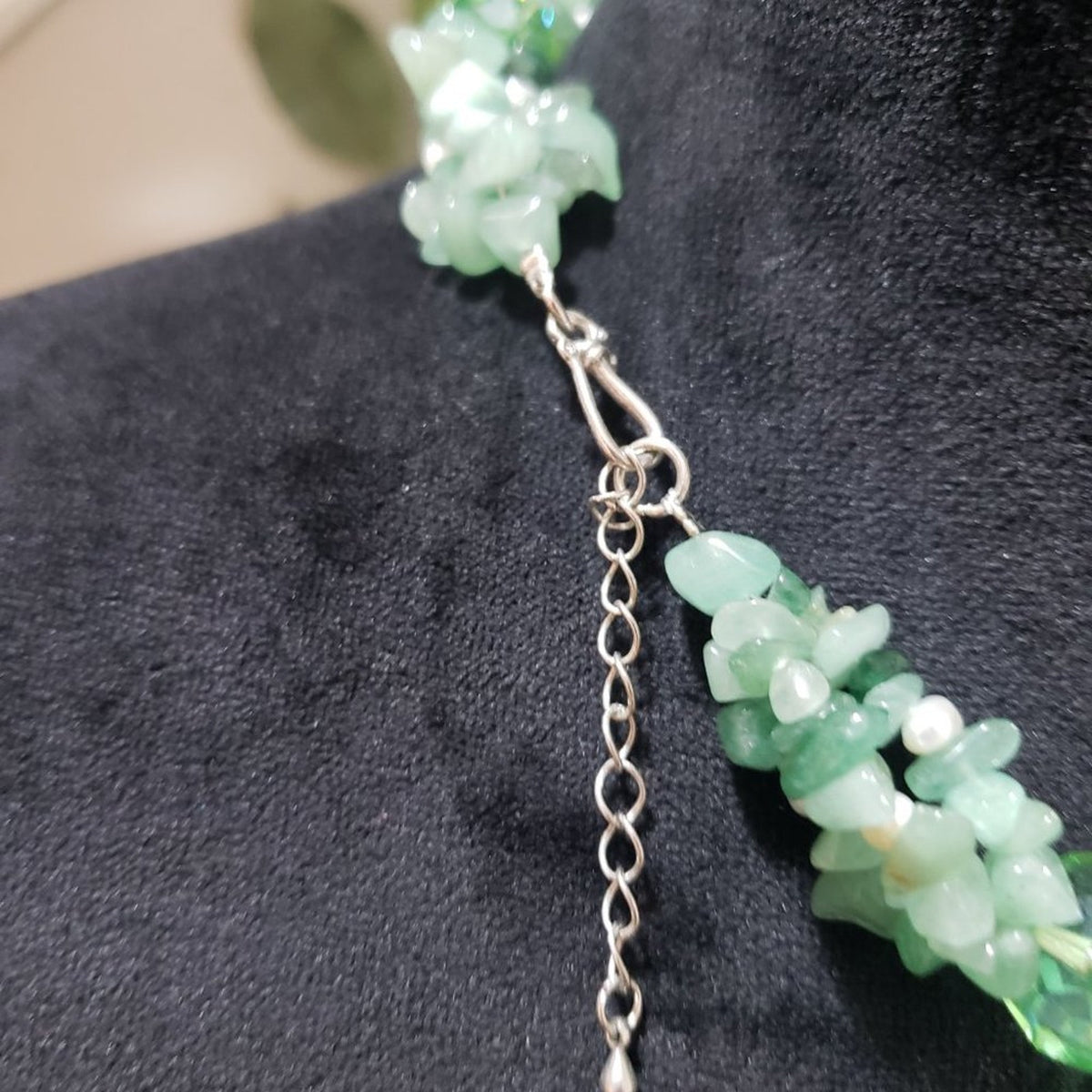 Women's Green Aventurine Chip & Beaded Necklace