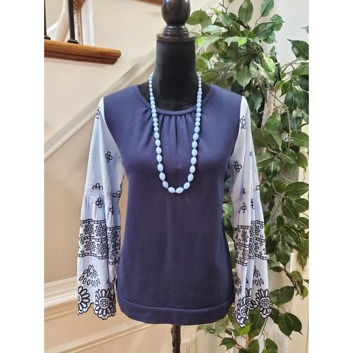 Crown & Ivy Women Blue 100% Cotton Round Neck Long Sleeve Top Blouse Size Small