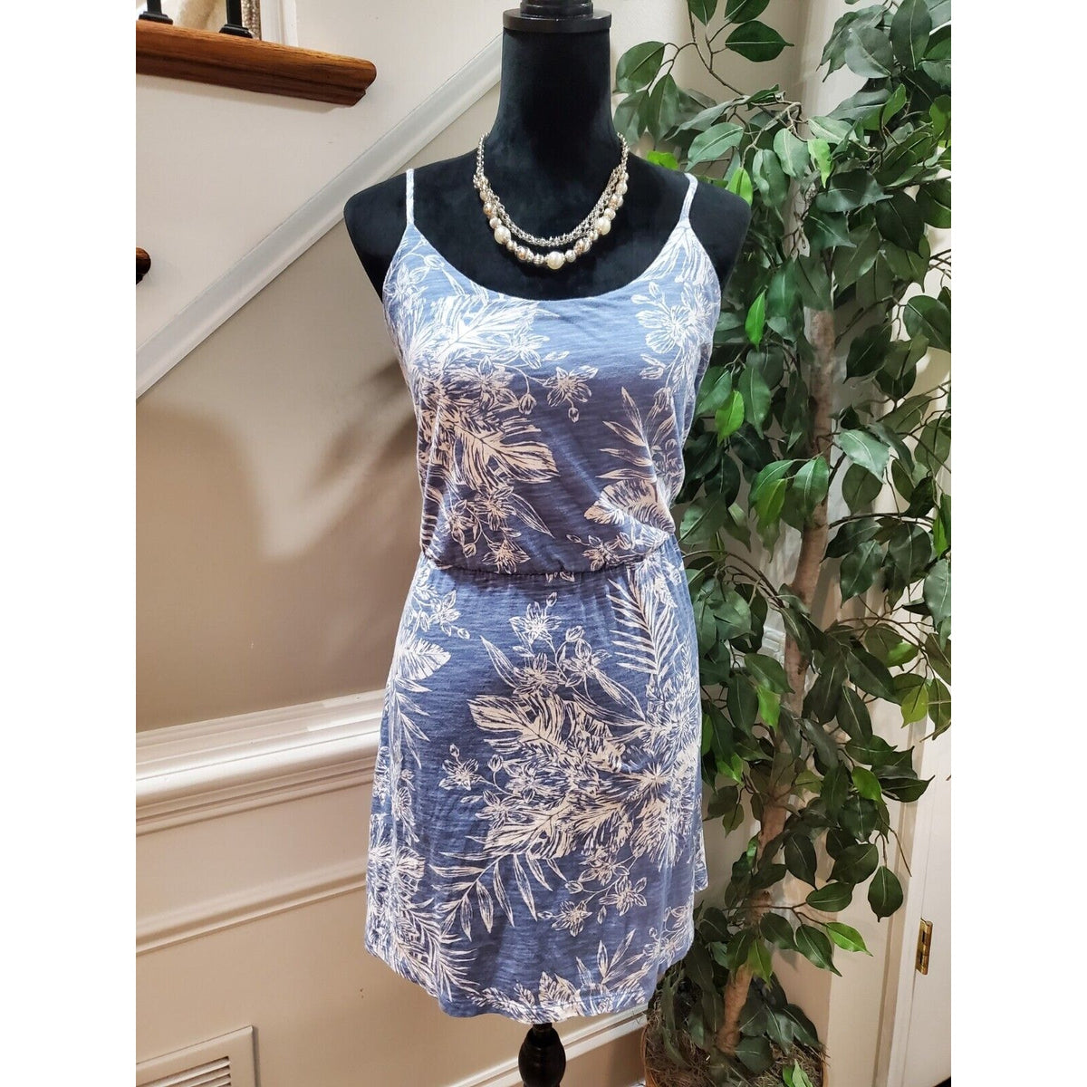 Old Navy Women's Blue Floral Cotton Scoop Neck Sleeveless Knee Length Dress M