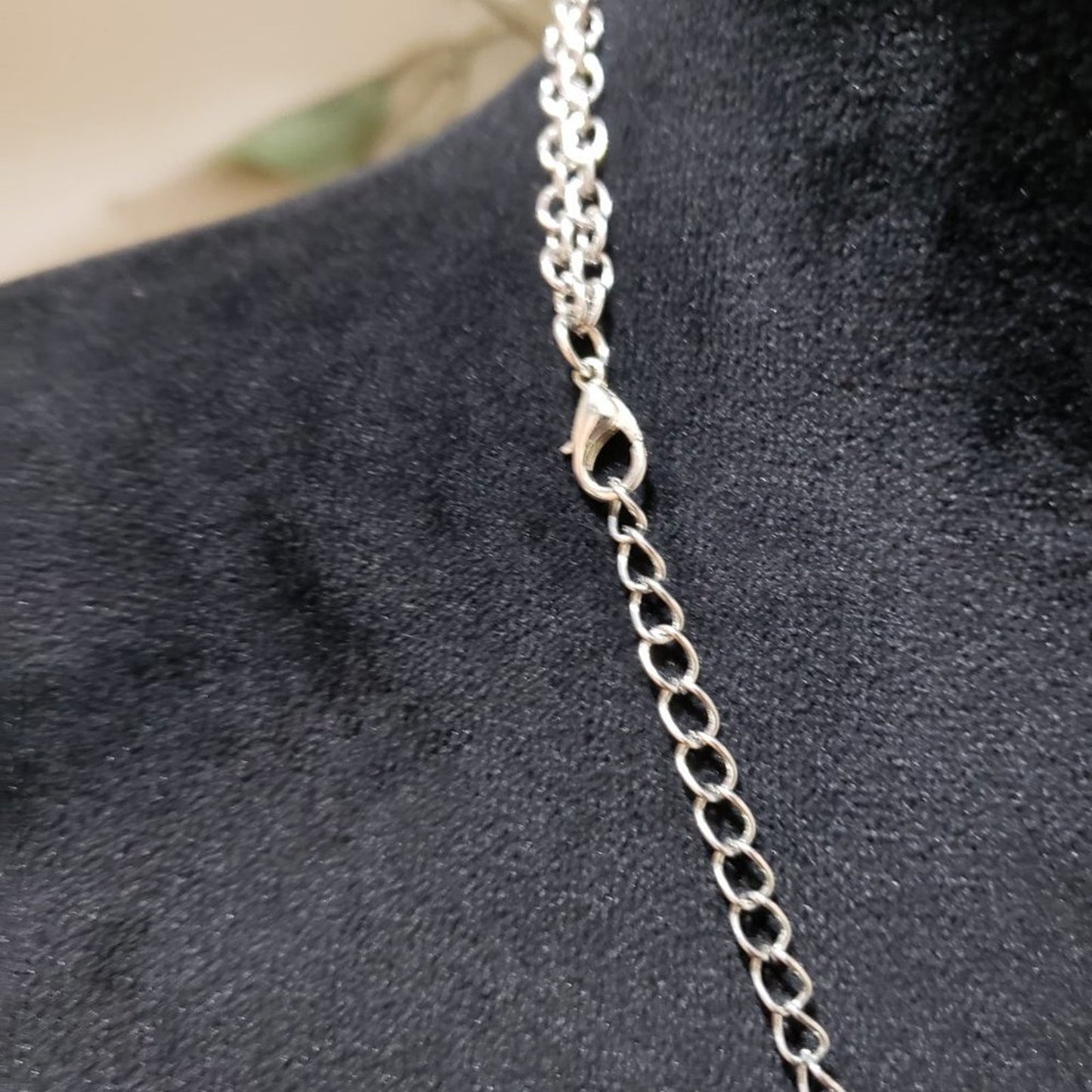 Womens Fashion Silver Tone Hollow Circles Link Statement Necklace with Lobster