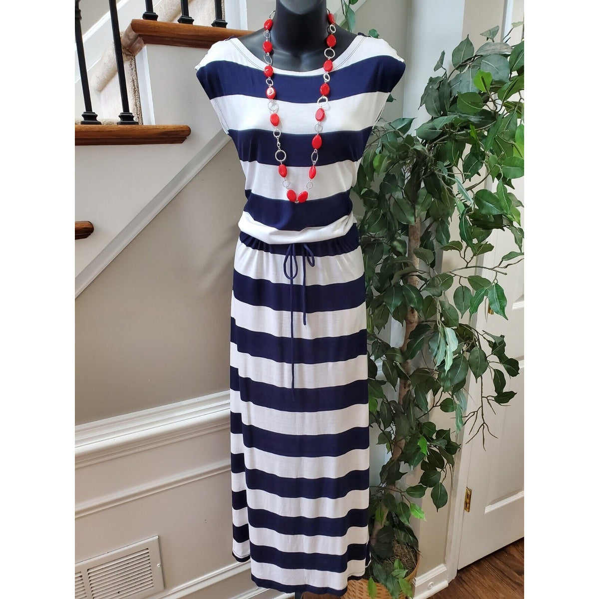 Gap Women's Blue & White Rayon Round Neck Sleeveless Casual Long Maxi Dress XS