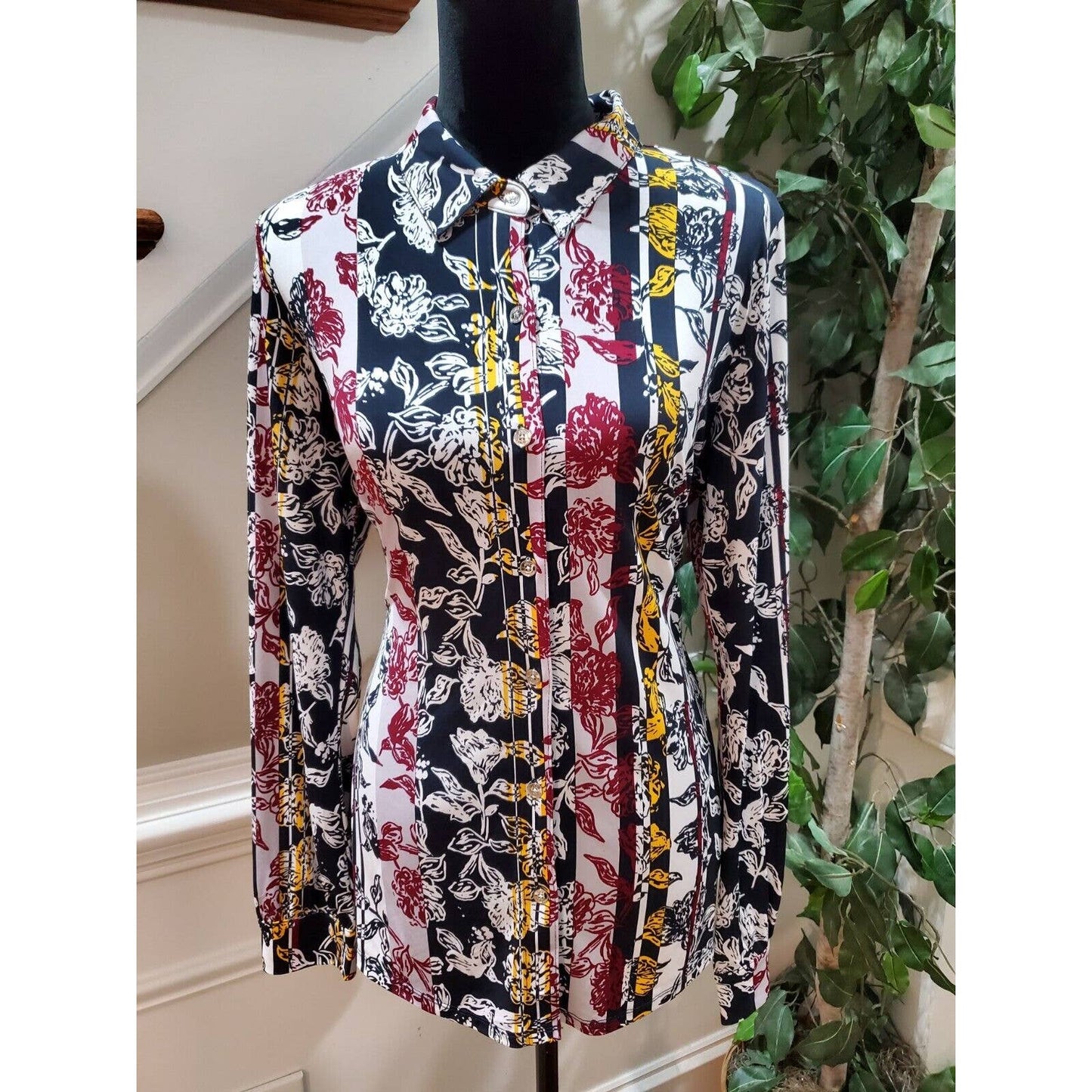 Jones New York Women Floral Polyester Collared Long Sleeve Button Down Shirt L