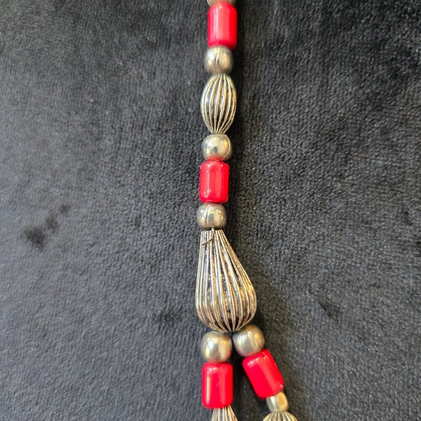 Womens Fashion Red & Silver Pearl & Metal Beaded Necklace with Lobster Clasp