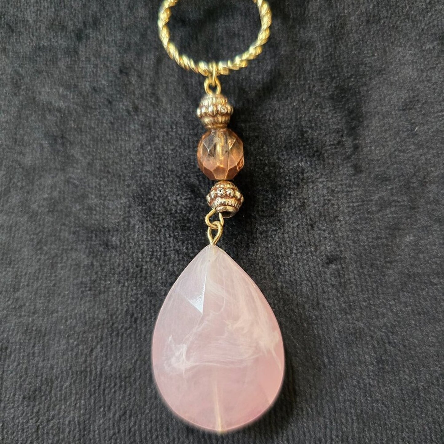 Womens Gold Tone Pink & Topaz Beads Twisted Rope Circles Linked Necklace Jewelry