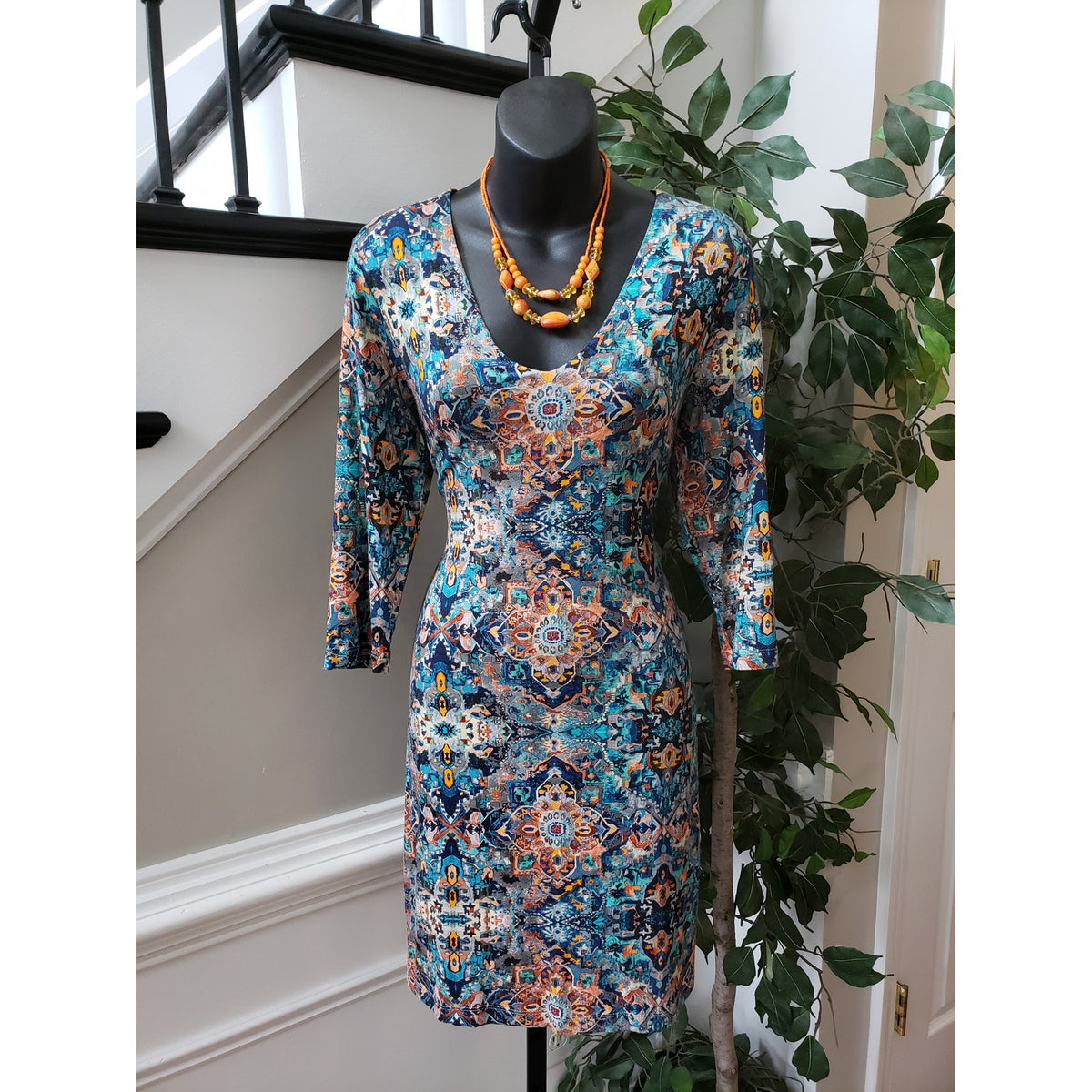 Karen Kane Knee Length Dress Womens Medium Multi Viscose Casual V Neck Back Zip