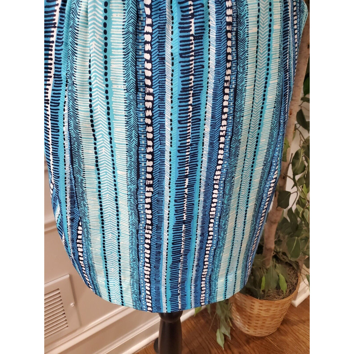 Aqua Women's Blue & White 100% Polyester Off The Shoulder Knee Length Dress M