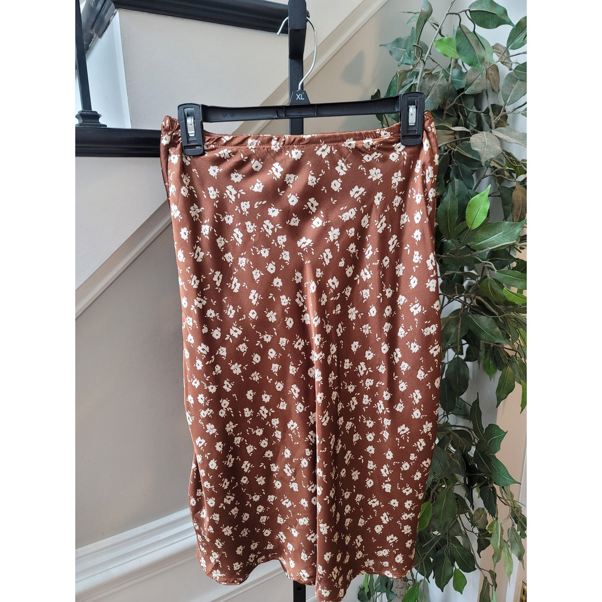 Sienna Sky A-Line Midi Skirt Women's Small Brown/Cream Floral Fully Lined