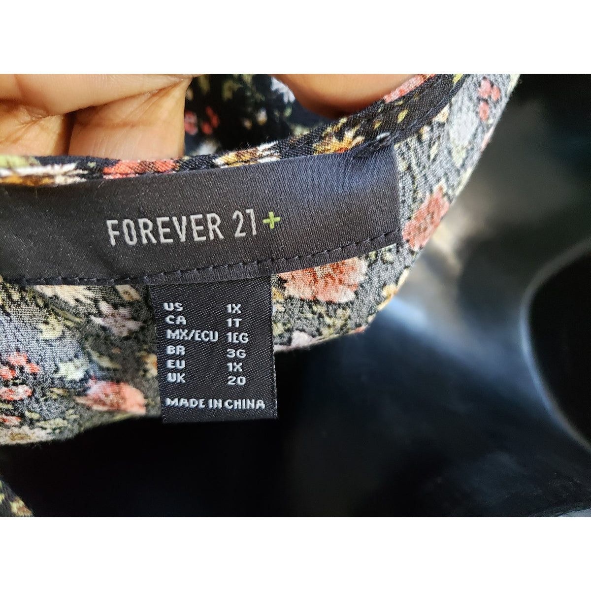 Forever 21 Long Maxi Dress Womens 1X Black Floral High Thigh Slit Plunge V Neck