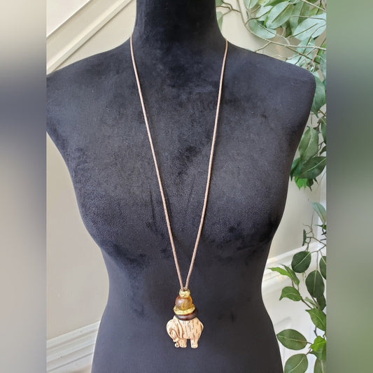 Womens Fashion White Elephant Pendant Necklace Jewelry with Lobster Clasp