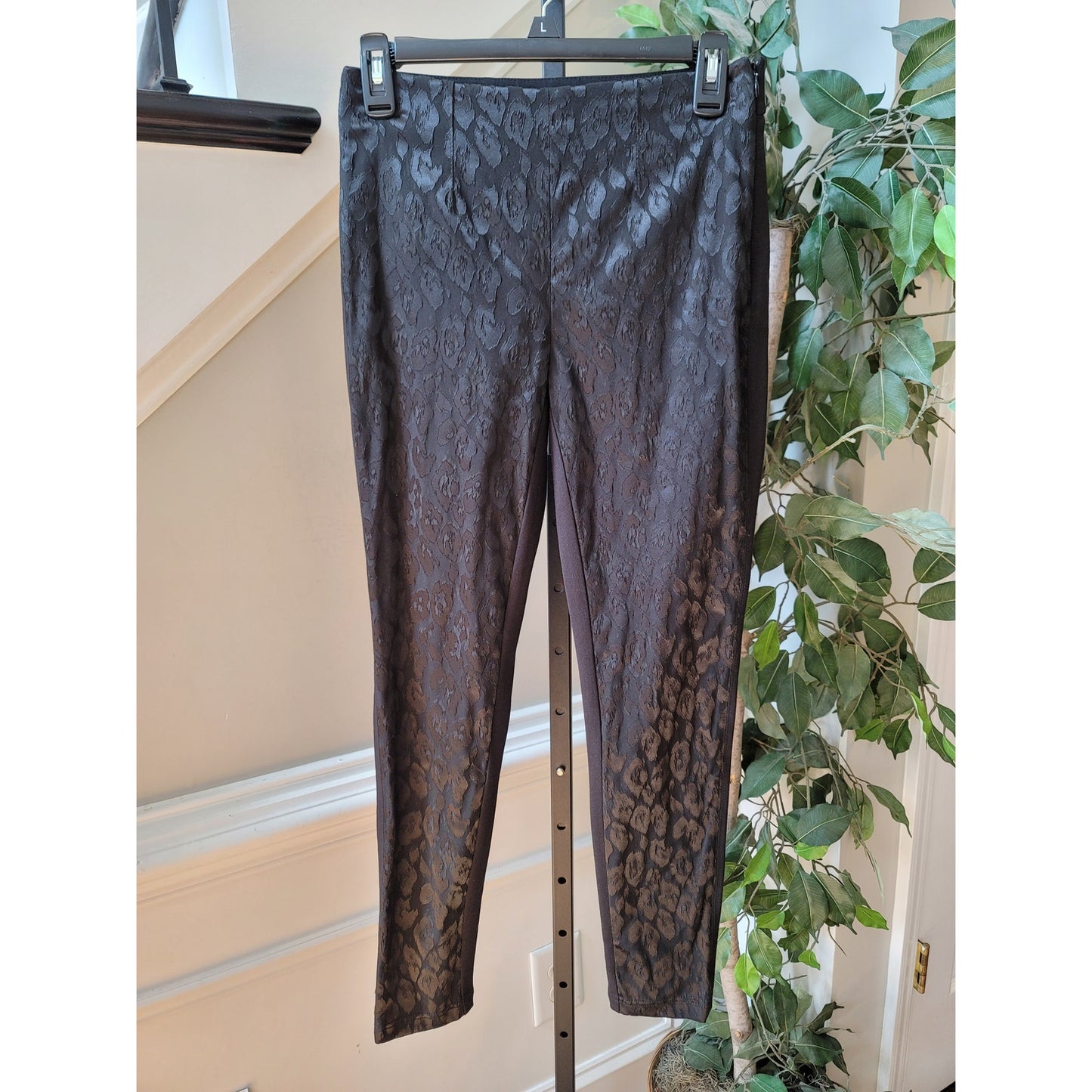 White House Black Market Skinny Pants Women's 0 Black Jacquard Stretch Slim Fit