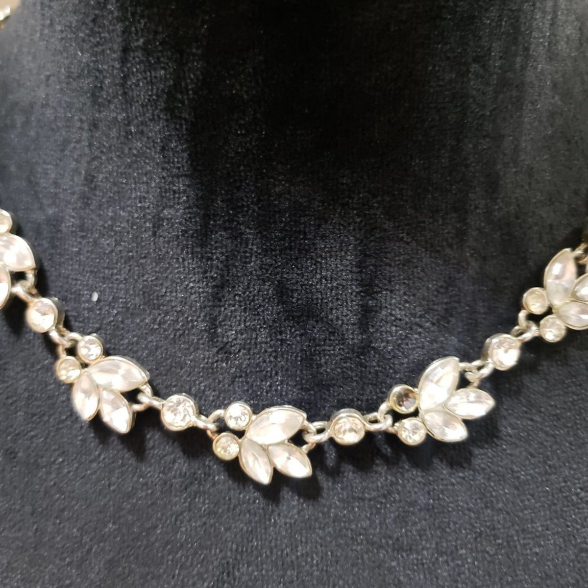 Womens Fashion Faceted Rhinestone Charm Beads Floral Choker Necklace w/ Lobster