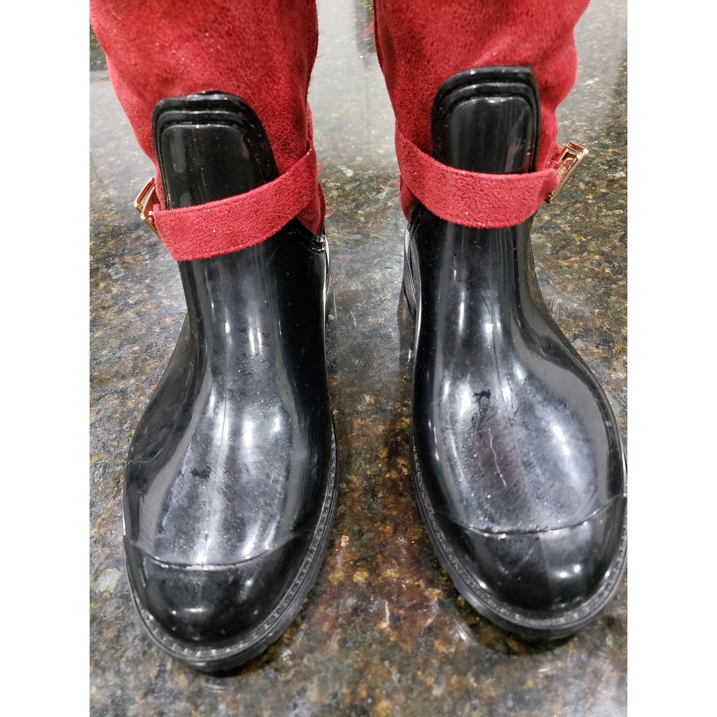 Womens Boots Size 8 Black & Red Patent Leather Comfort Buckle Round Toe Side Zip