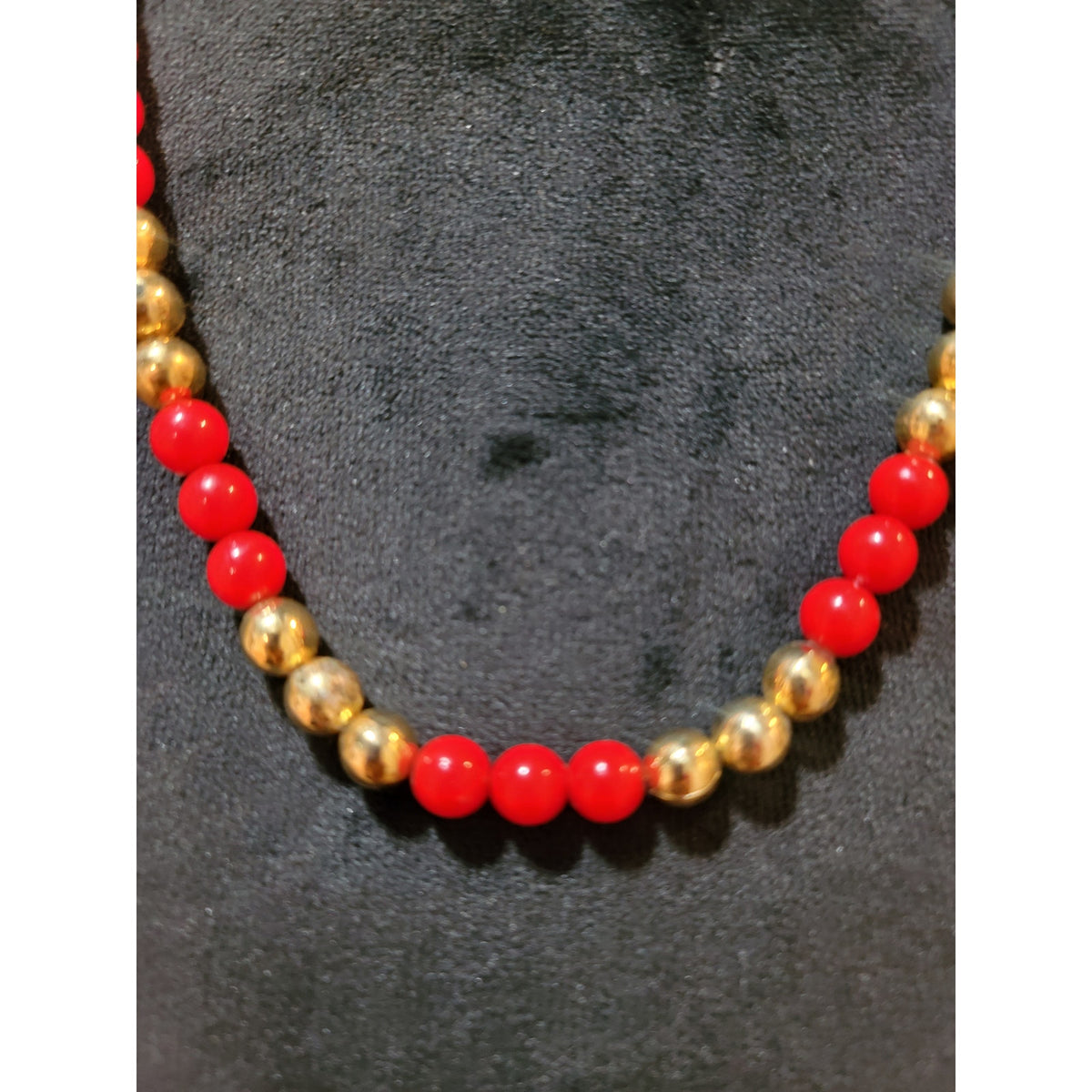 Women's Red Beaded Necklace With Gold Tone Beads And Spring Ring Lock Jewelry
