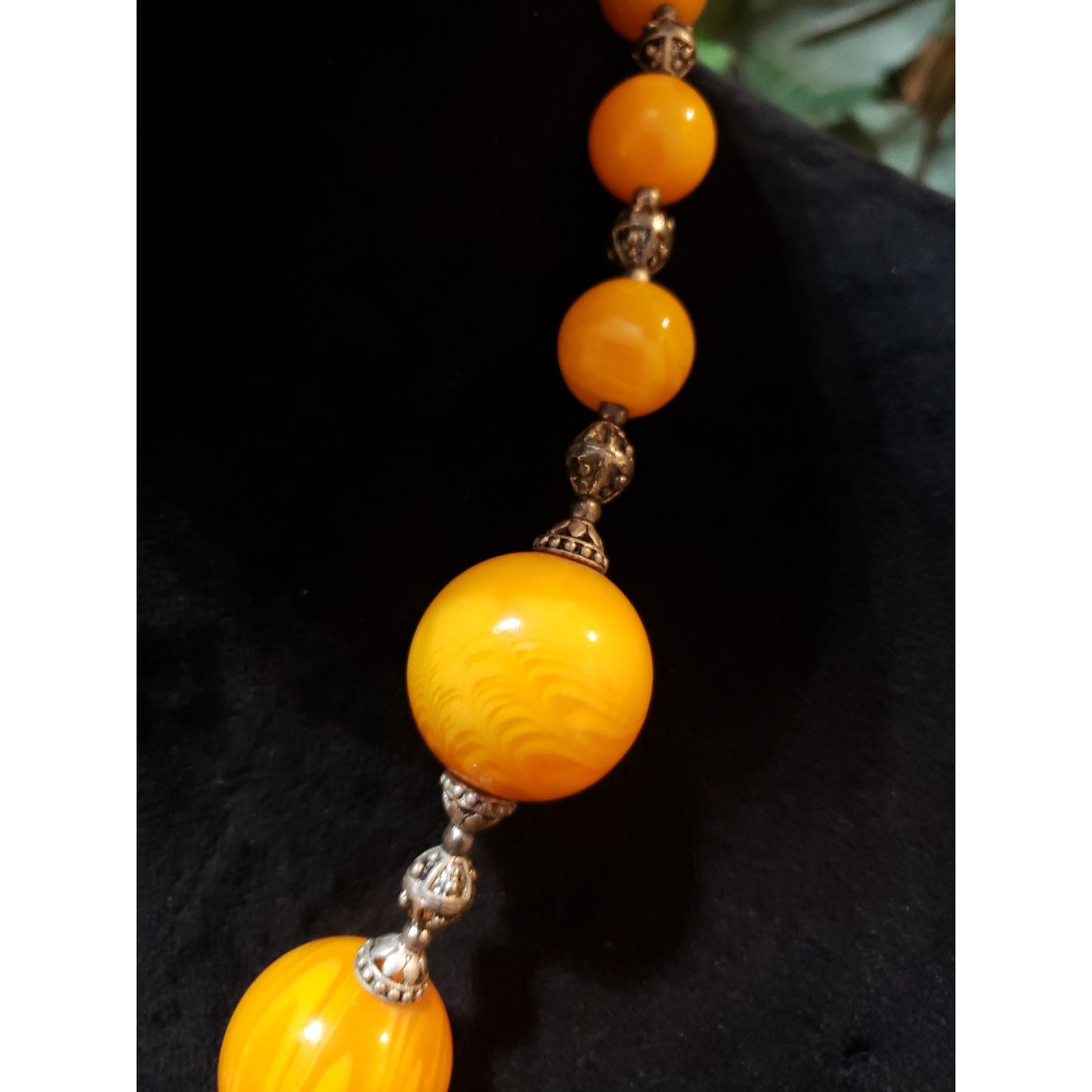 Womens Fashion Gold Tone Yellow Amber Metal Ornate Beads Necklace w/ Lobster