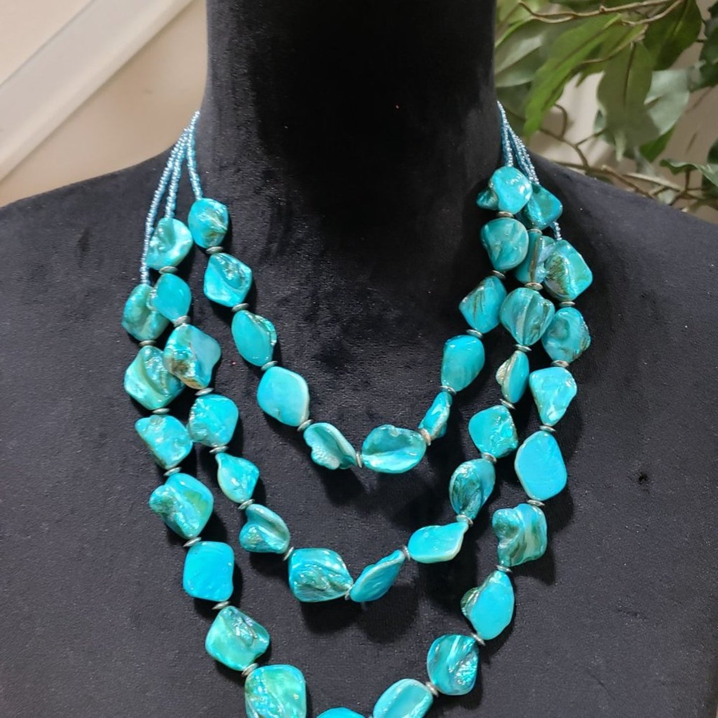 Women Fashion Blue Irregular Turquoise Trible Strand Necklace with Lobster Clasp