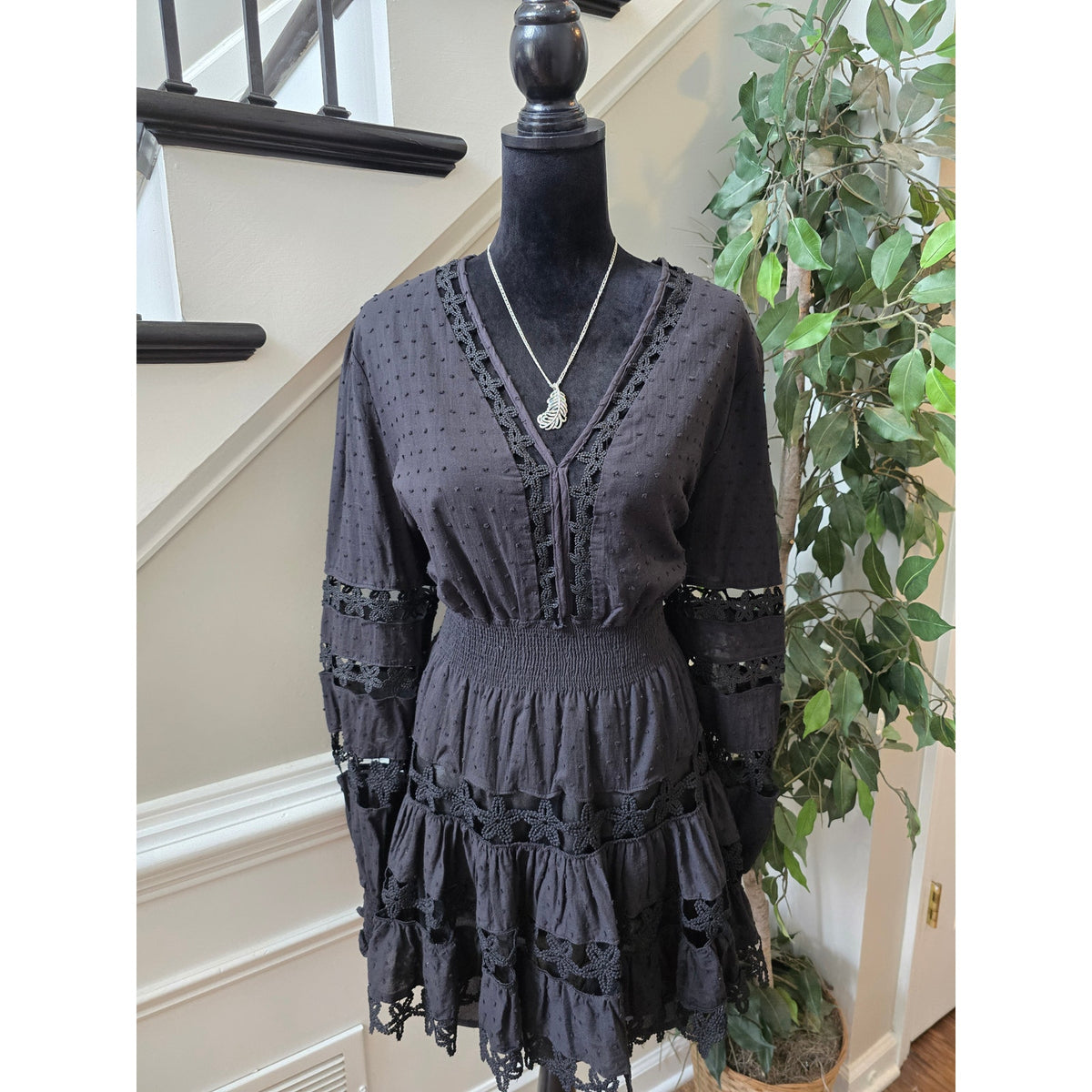 Posh Shoppe Mini Dress 2X Black Cotton Floral Lace V-Neck Back Zip Casual Party