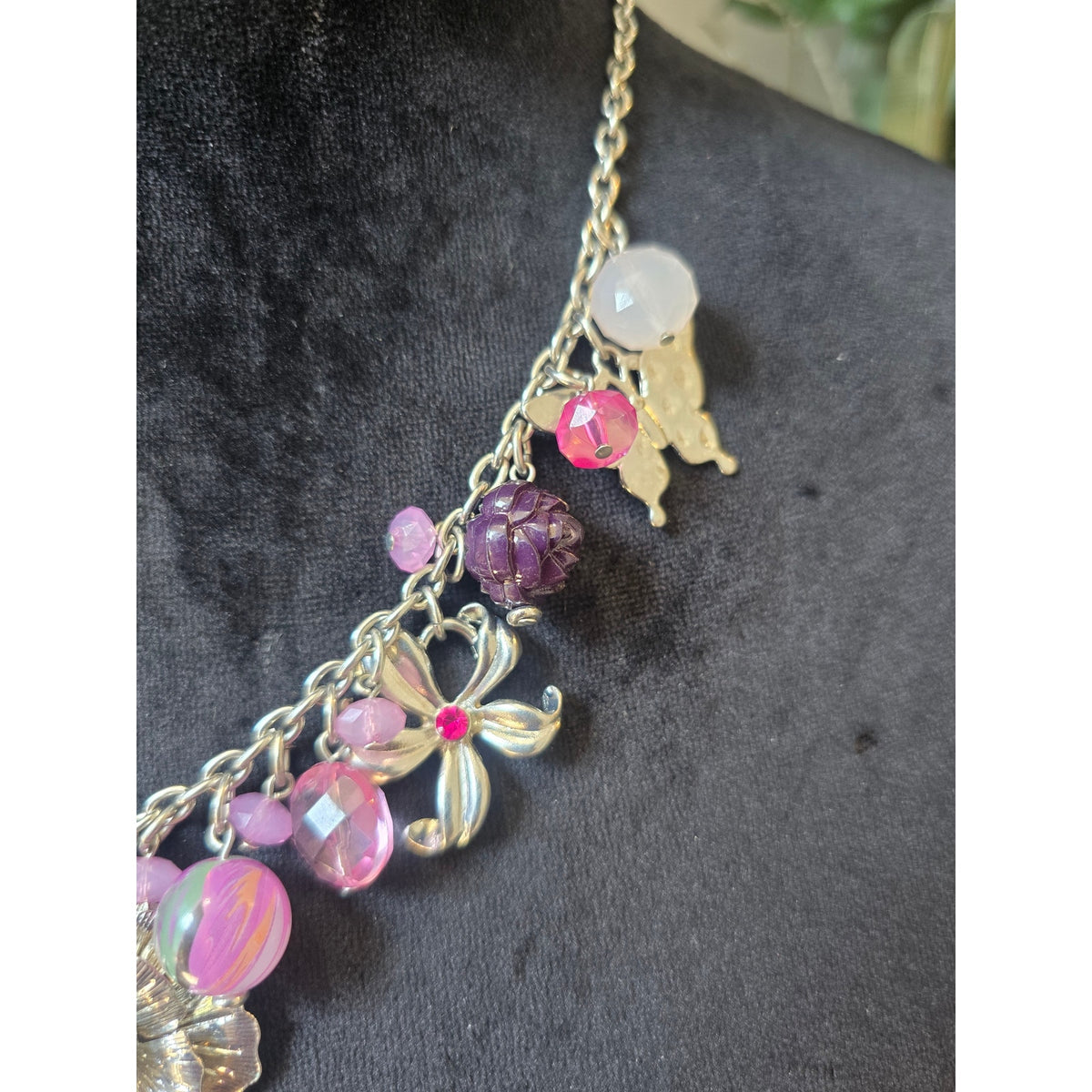 NY Silver Tone Pink Purple Floral Charm Statement Necklace