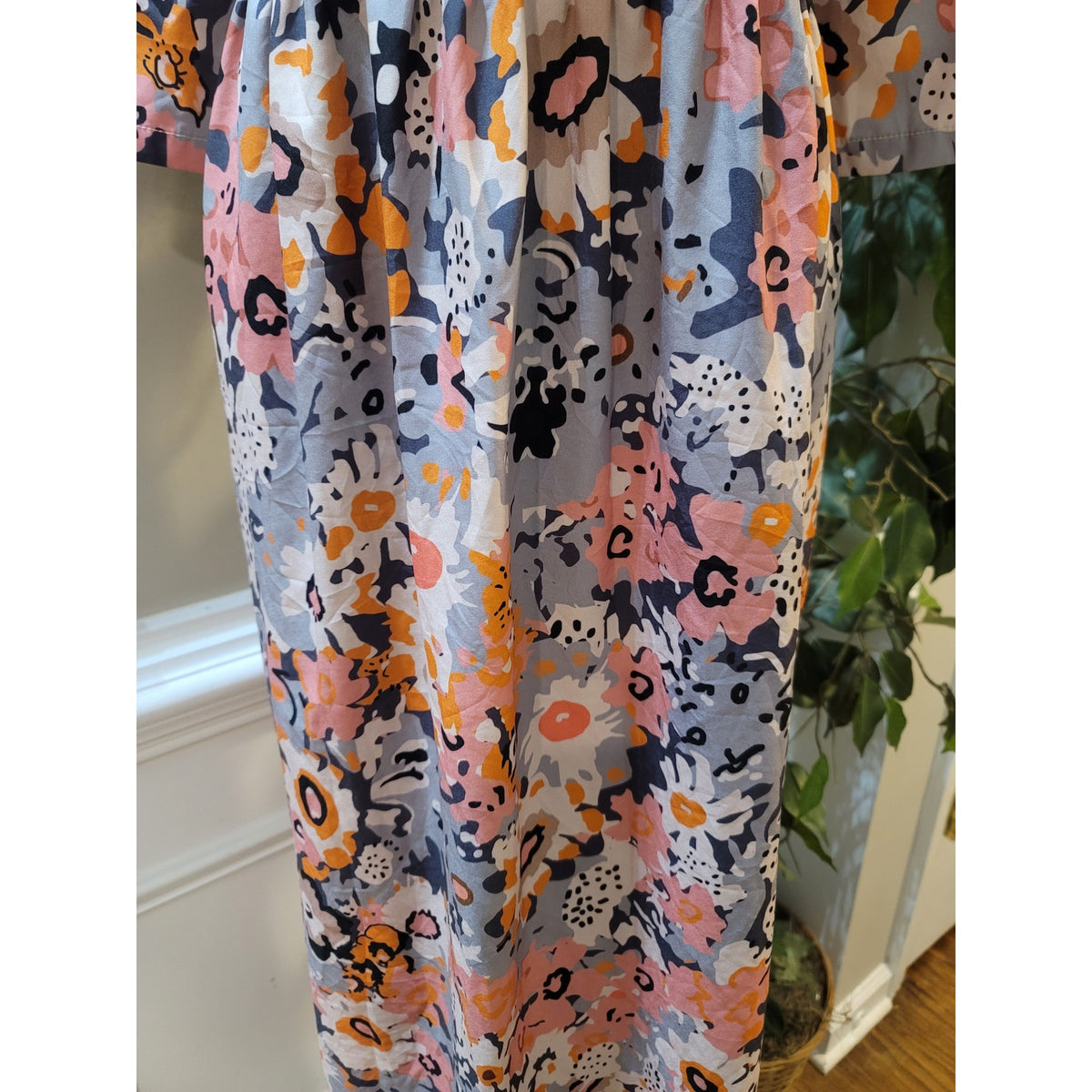 JustFashionNow Maxi Dress Women's Multicolored Short Sleeves Crew Neck Large
