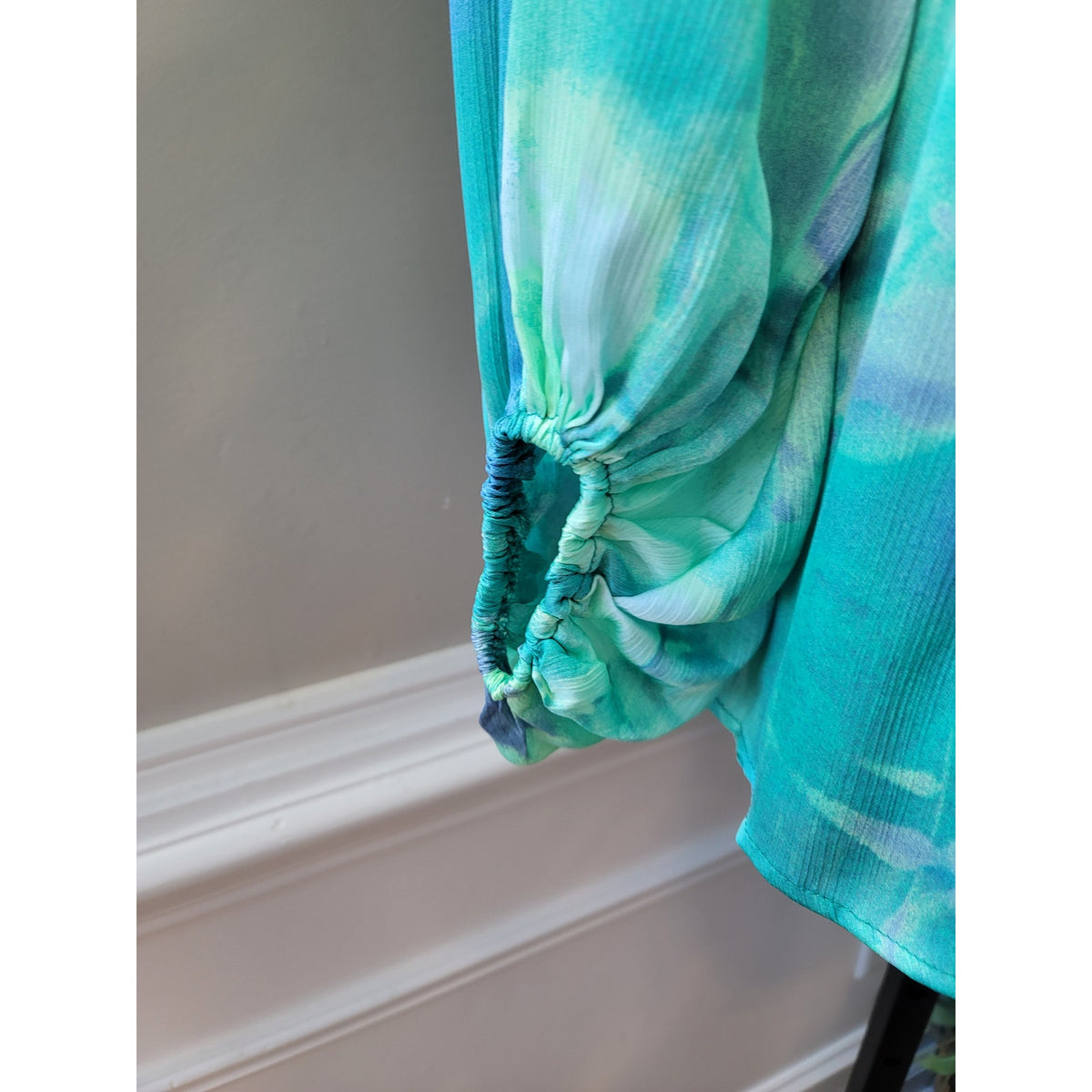 Fashion Nova Jumpsuit Romper Women's M Green Watercolor 100% Polyester Tie Waist