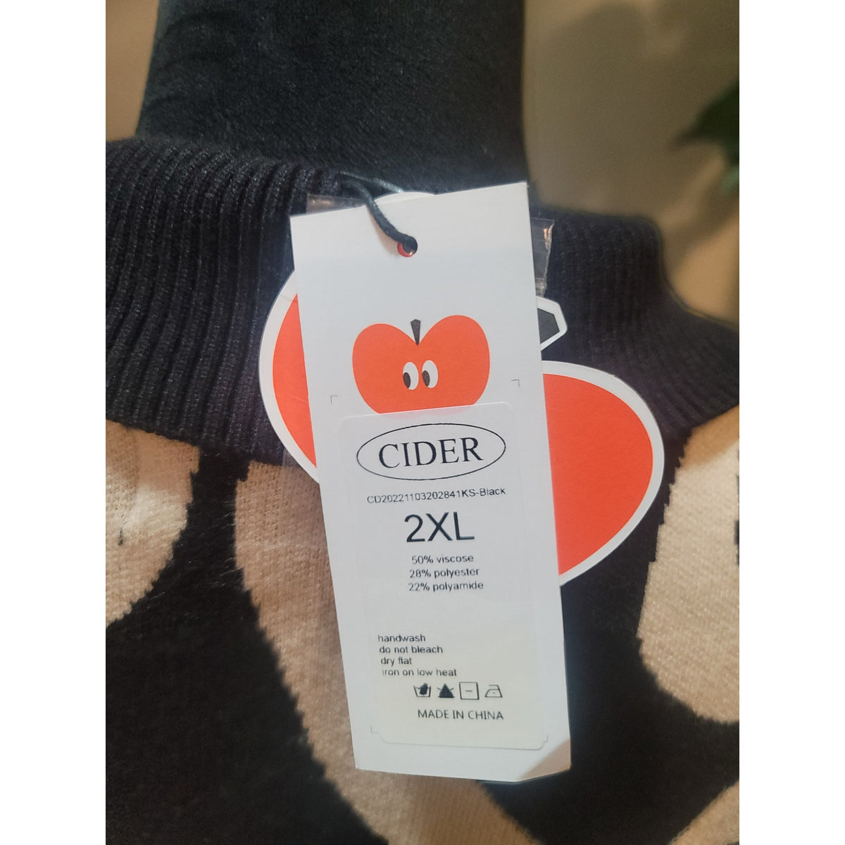 Cider Polo Sweater Women's 2XL Black/Beige Abstract Drop Shoulder Pointed Collar