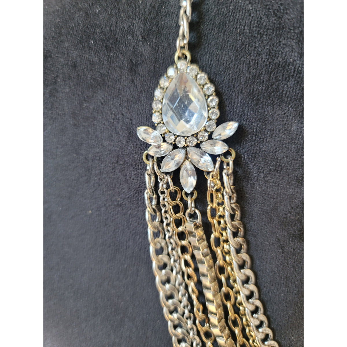 Women's Multi Layer Silver Chain Necklace With Lobster Clasp Lock And Crystals