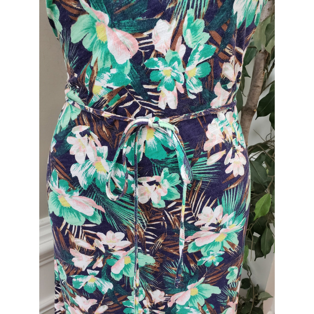 H&M S Floral Print Sleeveless Belted Maxi Dress Black Green