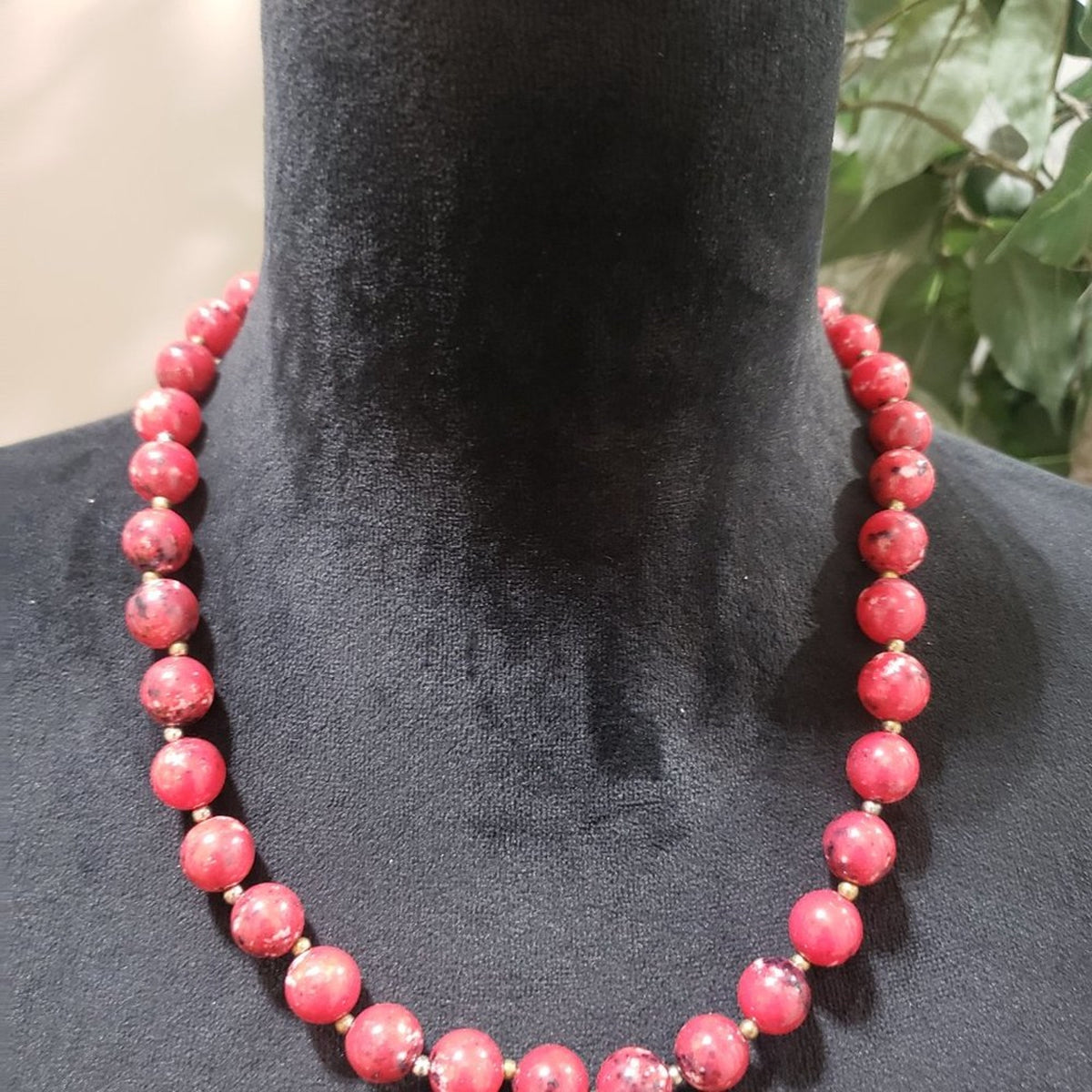 Womens Fashion Natural Red Round Beads Single Strand Necklace w/ Lobster Clasp