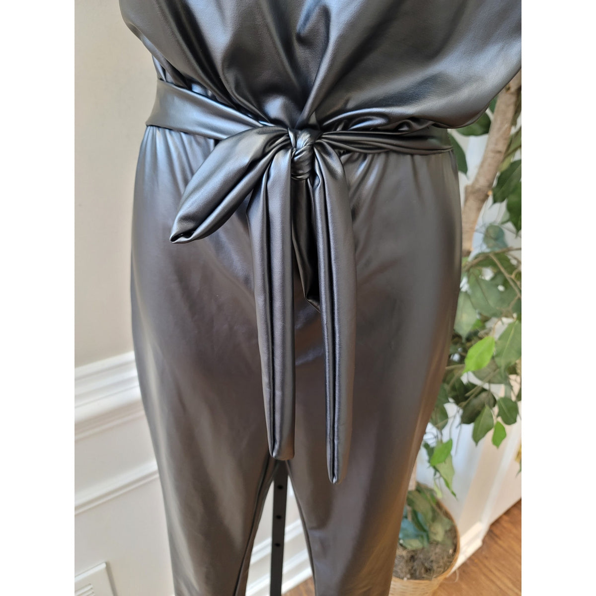 Fashion Nova Faux Leather Jumpsuit Women’s Size XS Black Short Sleeves