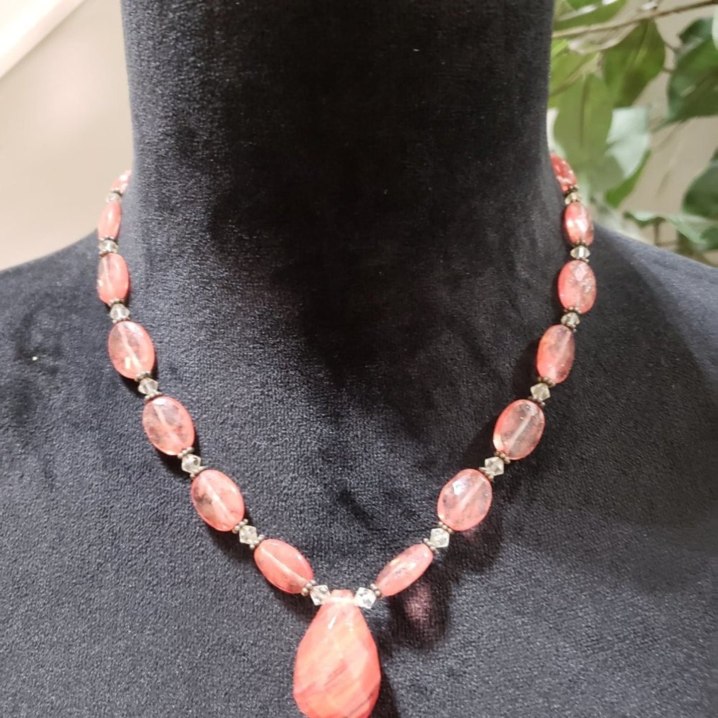 Womens Fashion Pink Color Rhinestones Beaded Collar Necklace with Toggle Clasp