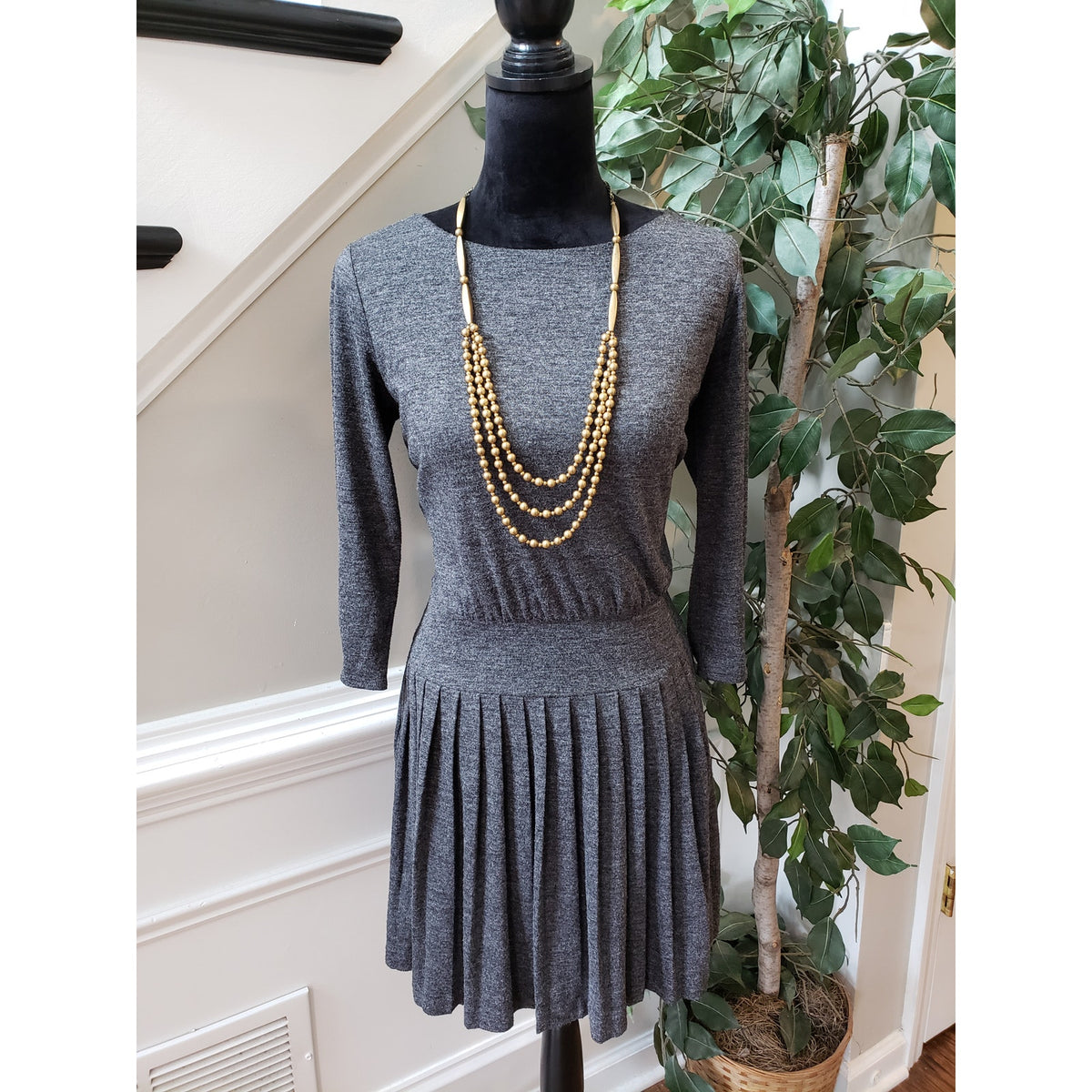 LOFT A Line Dress Women's 2 Gray Polyester Drop Waist Pleated Boat Neck Back Zip
