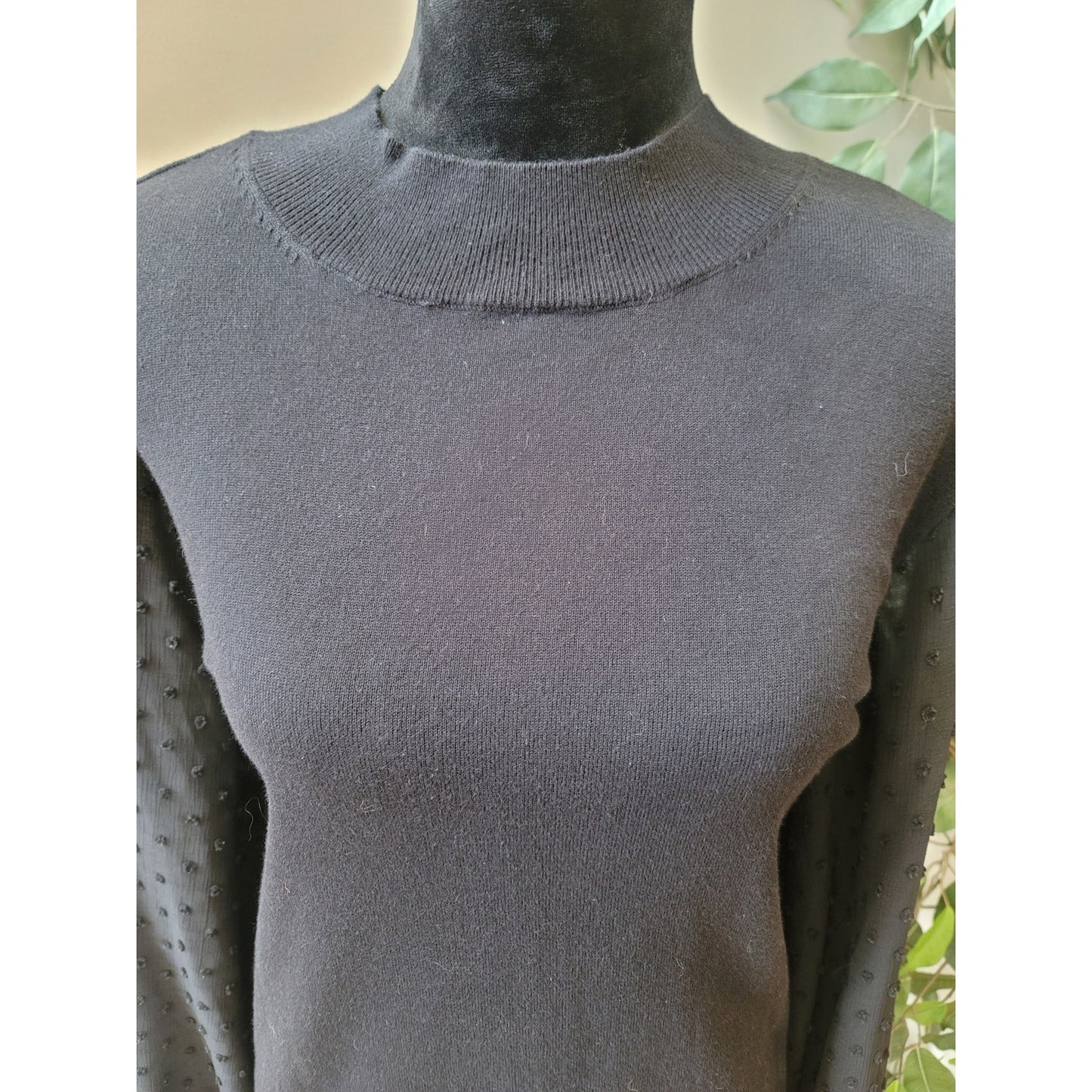 Vince Camuto Sweater Women's XXL Black Sheer Sleeve Textured Dot Knit Pullover