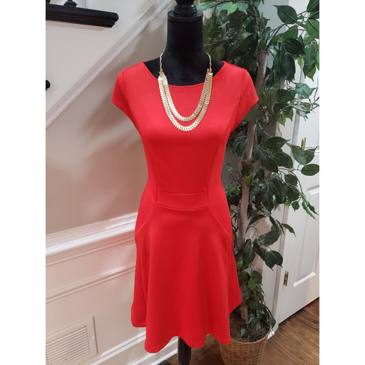 The Limited Women's Red Polyester Round Neck Short Sleeve Knee Length Dress L