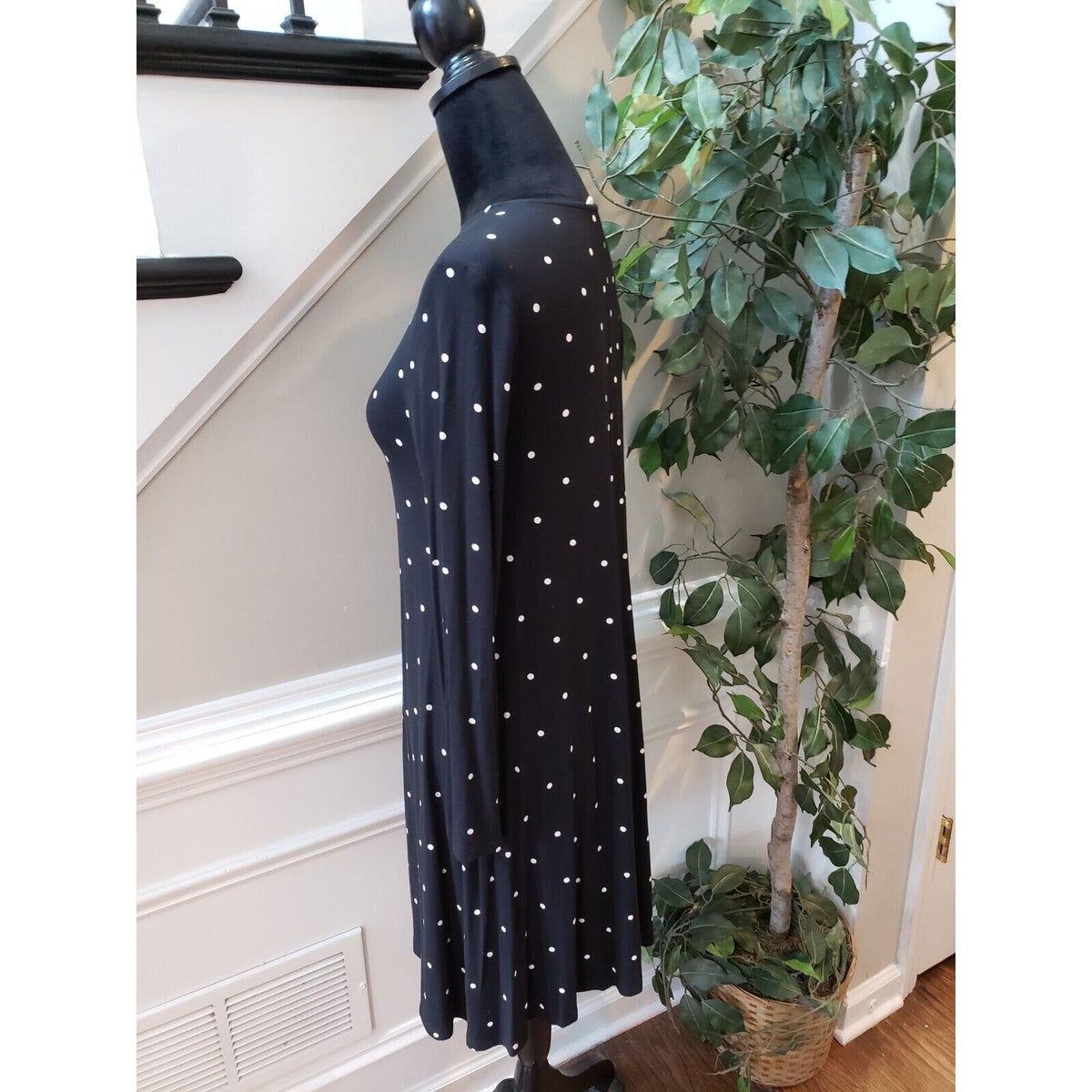 Old Navy Women Black Polka Dot Round Neck Long Sleeve Knee Length Sheath Dress S