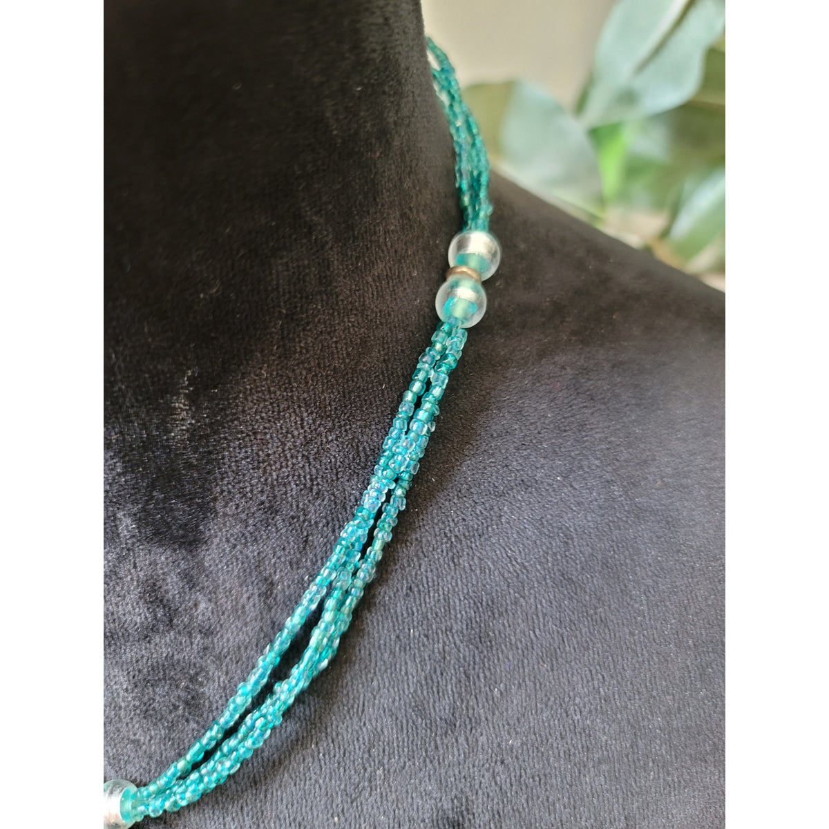 Women's Turquoise Beaded Necklace With Round Pendant And Lobster Clasp Lock