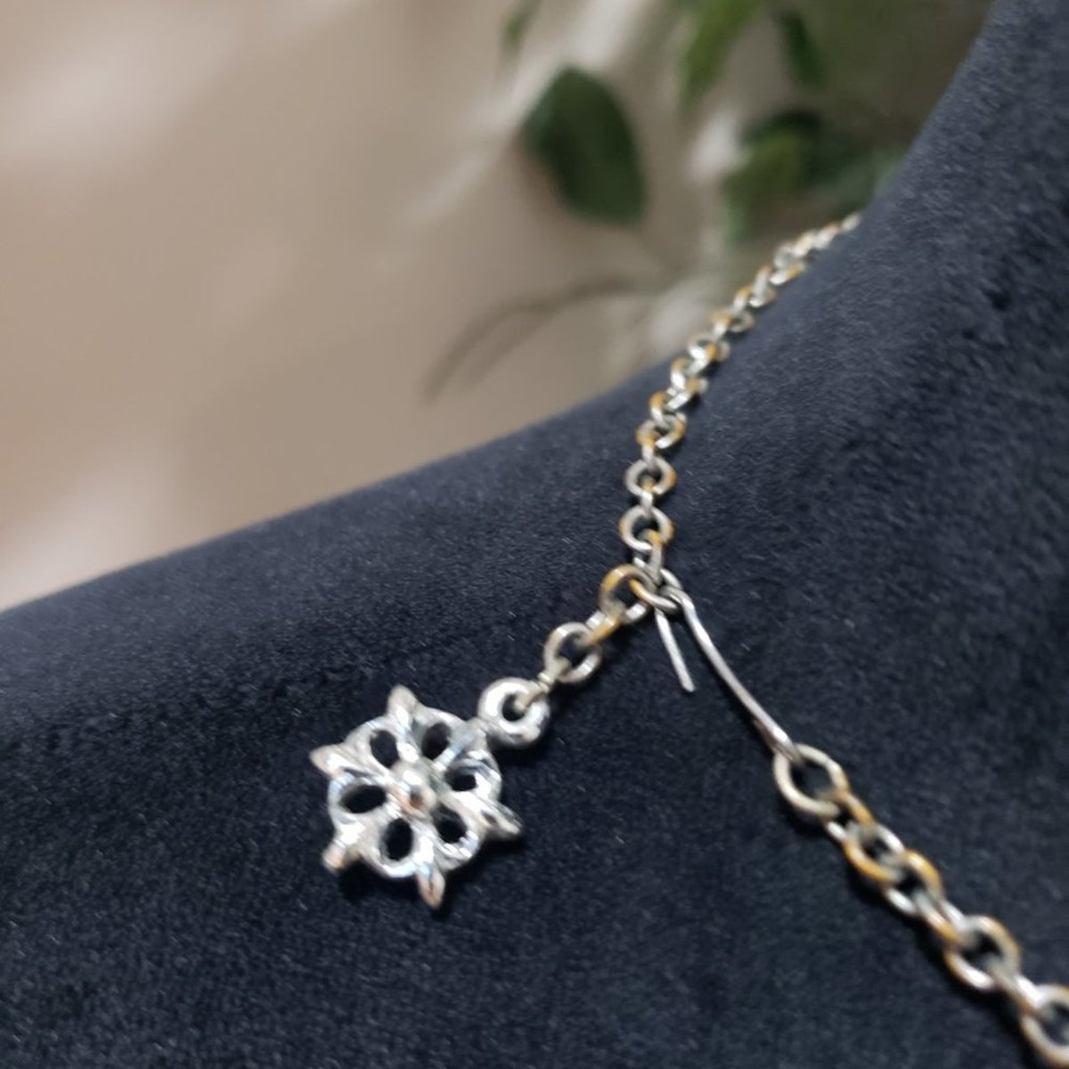 Women Fashion Gold & Blue Tone Geometric Shape Link Chain Choker Necklace